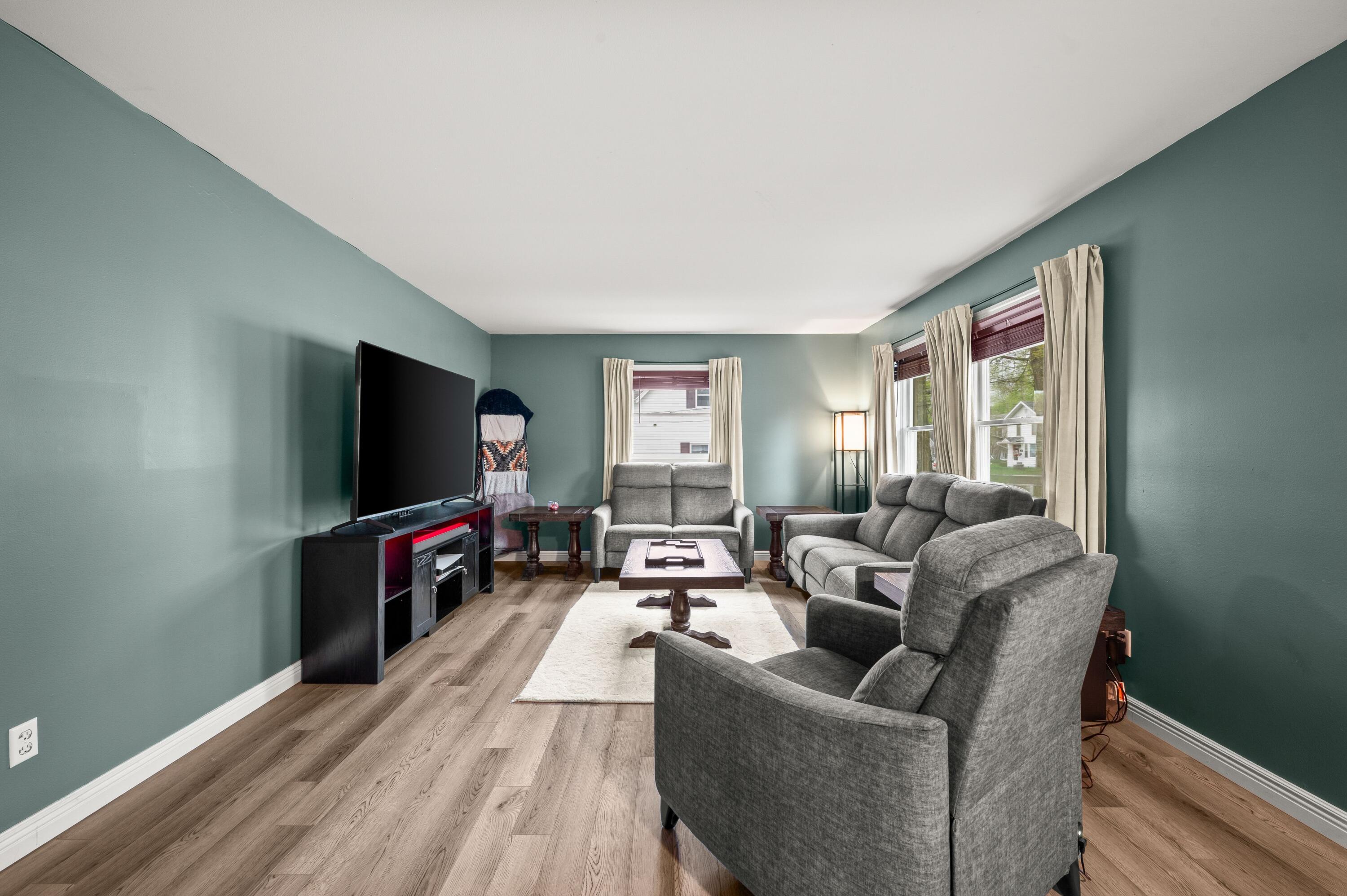 108 N Cayuga Street Buchanan MI 49107
