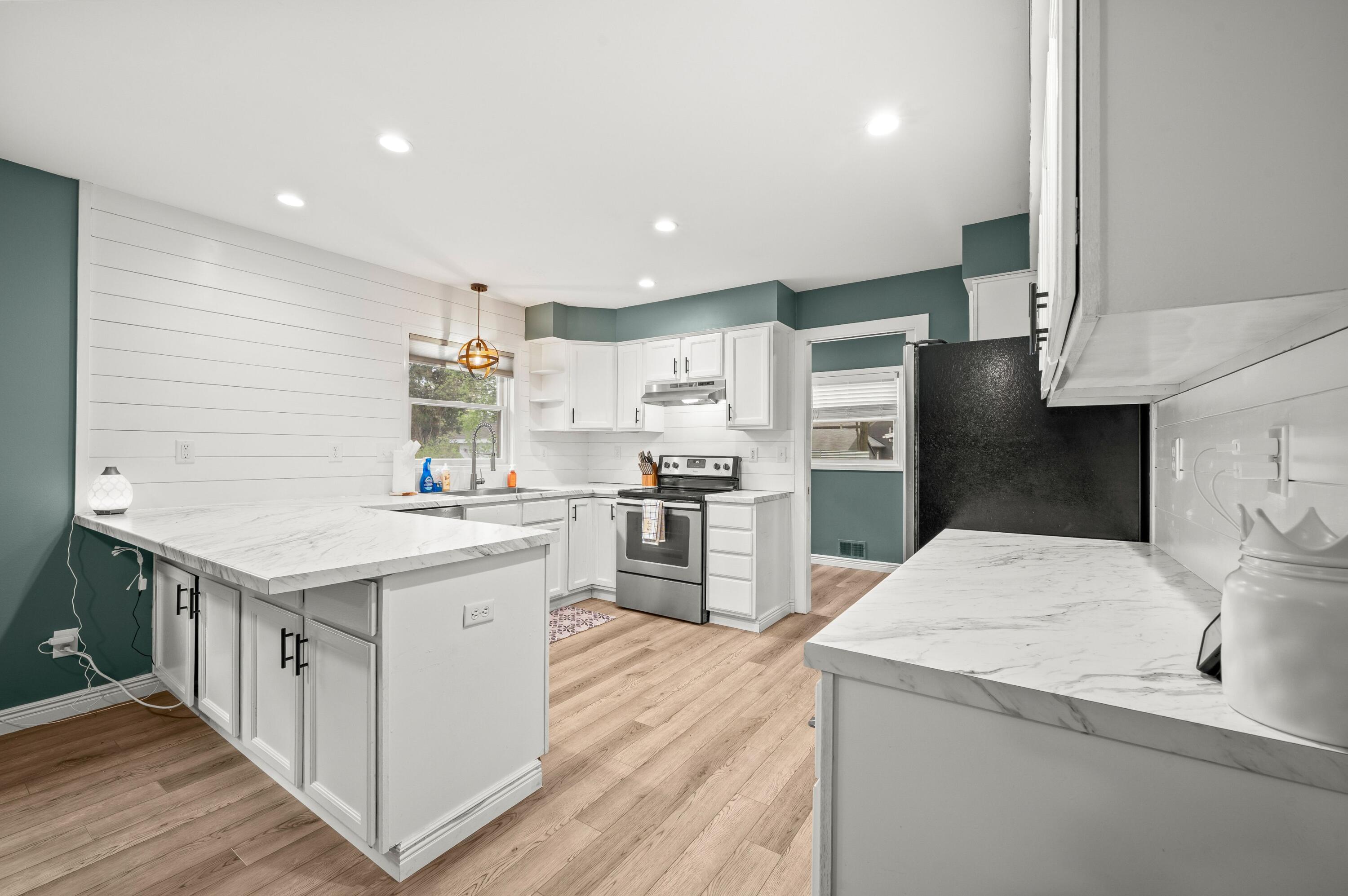 108 N Cayuga Street Buchanan MI 49107