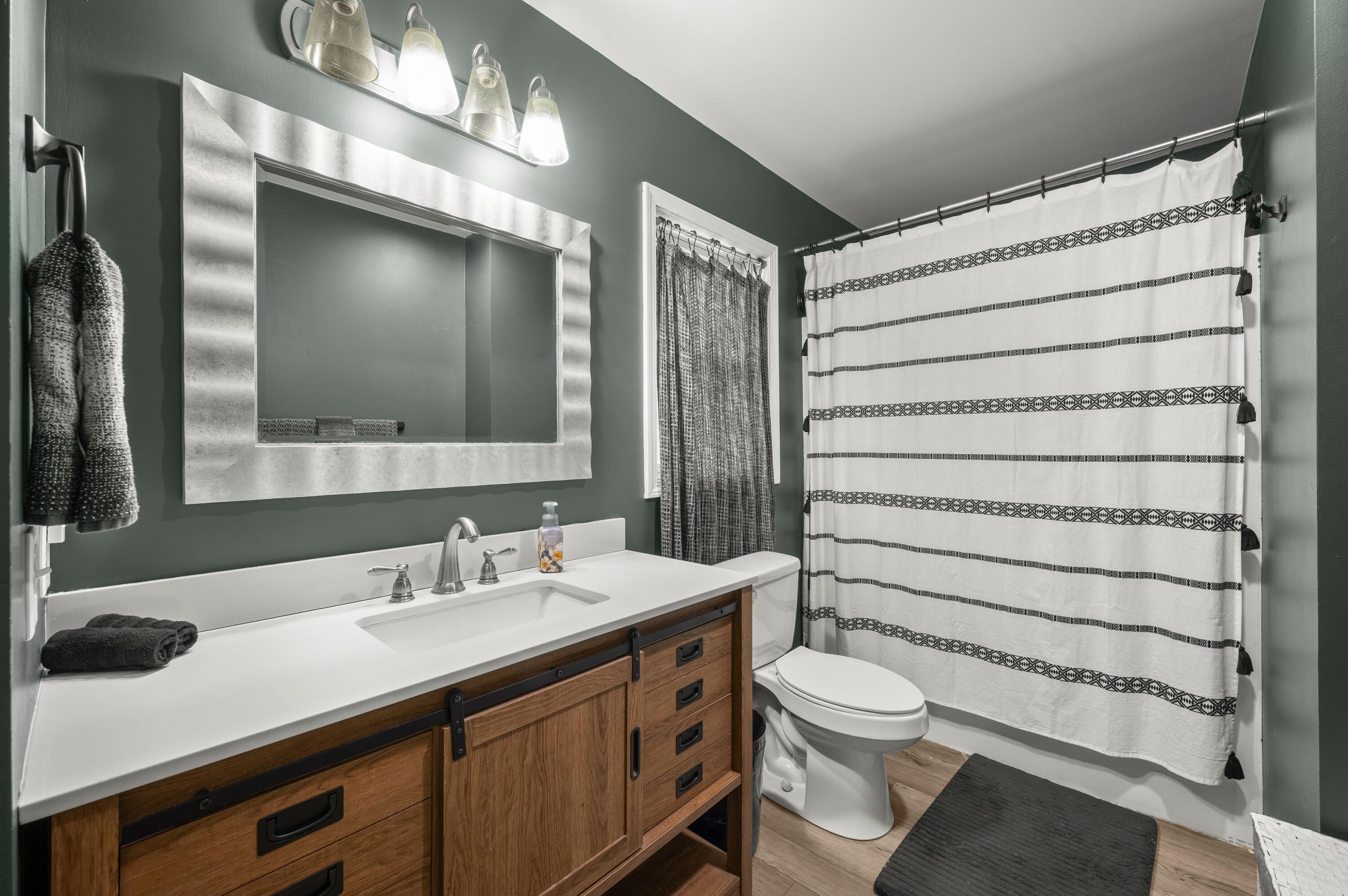 108 N Cayuga Street Buchanan MI 49107