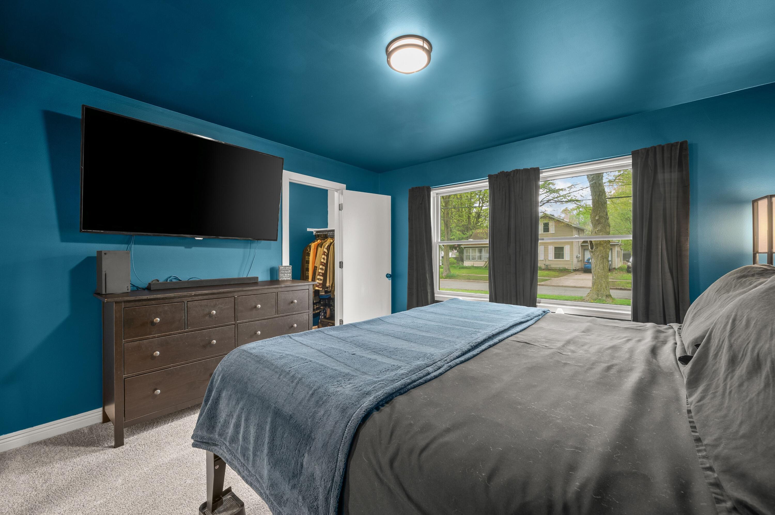 108 N Cayuga Street Buchanan MI 49107