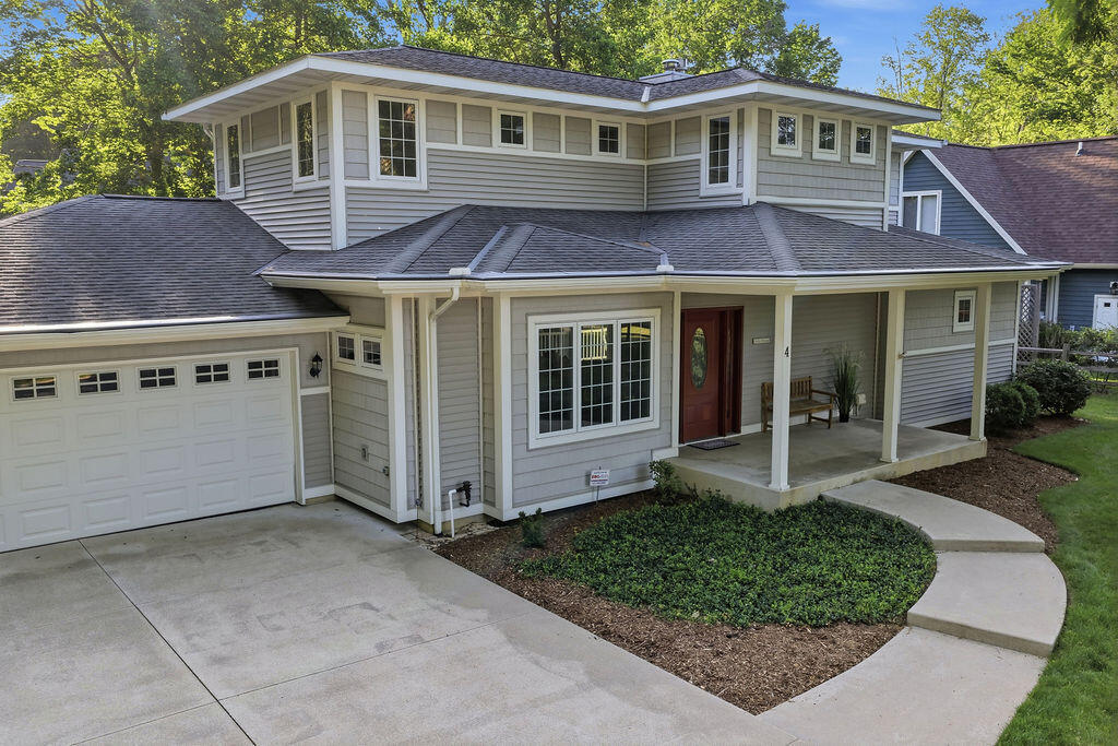 4 Columbine Drive South Haven MI 49090