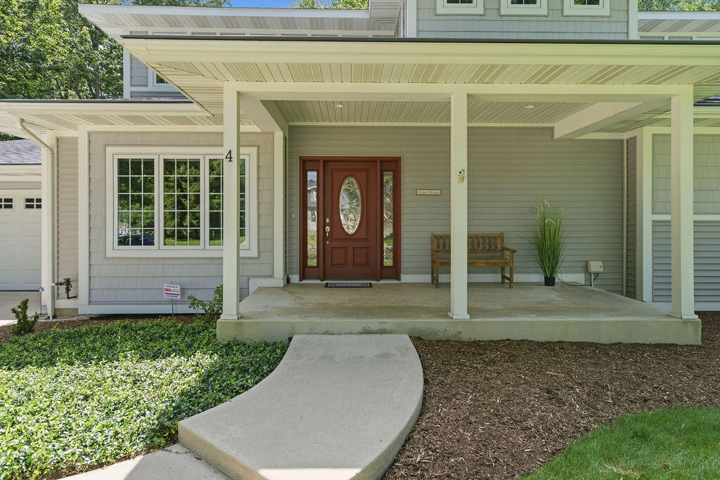 4 Columbine Drive South Haven MI 49090