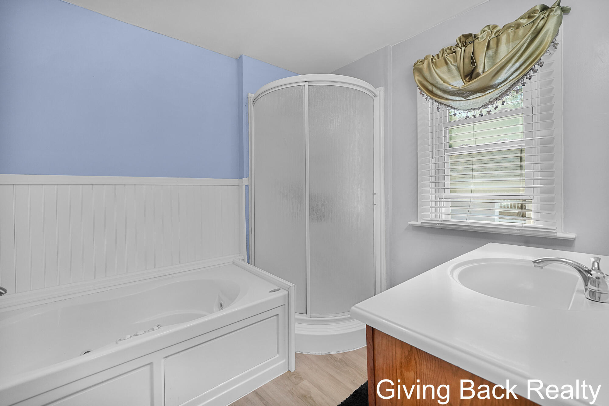 1100 Dallas Avenue SE Grand Rapids MI 49507