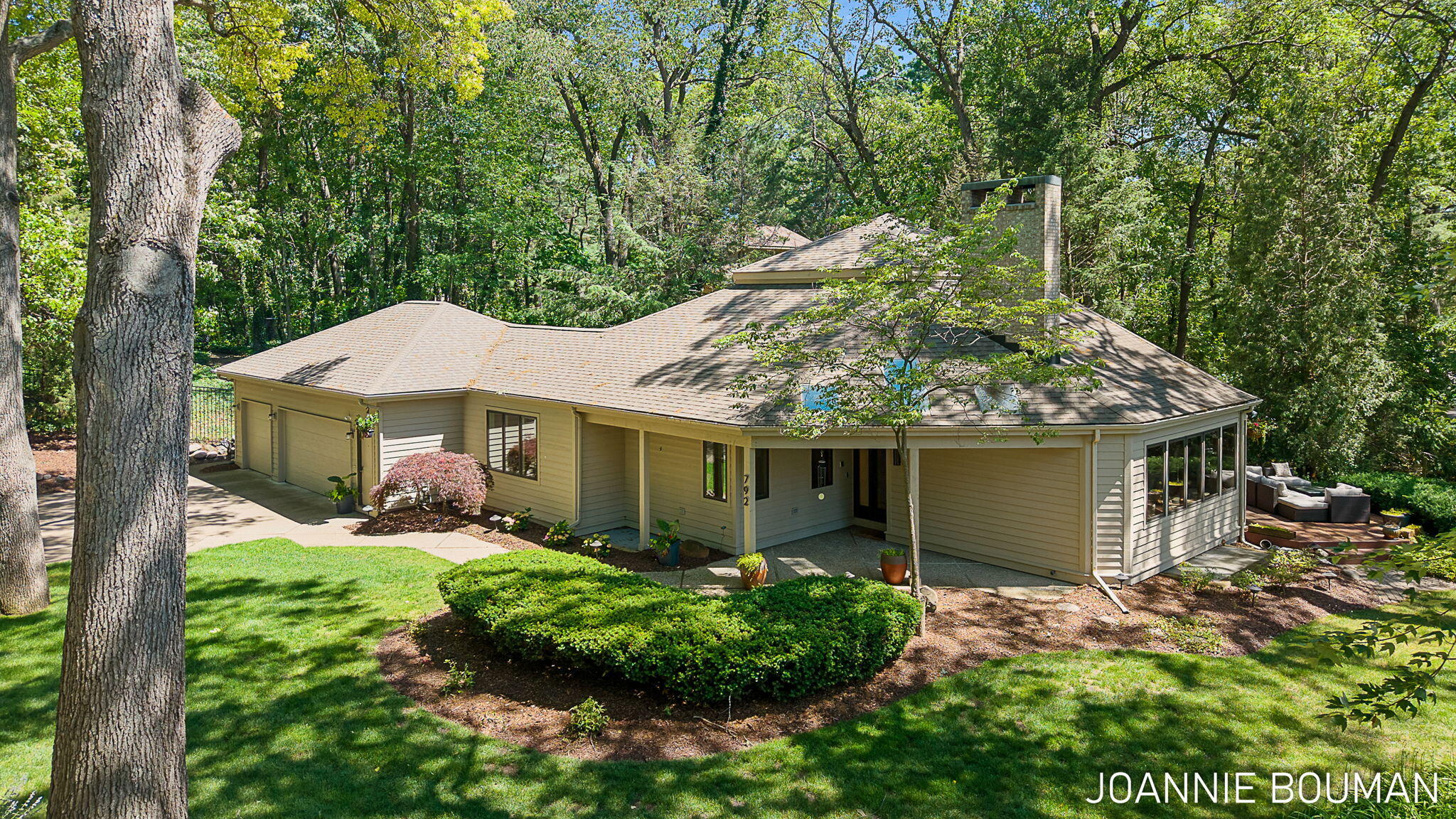 792 Pine Bay Avenue Holland MI 49424