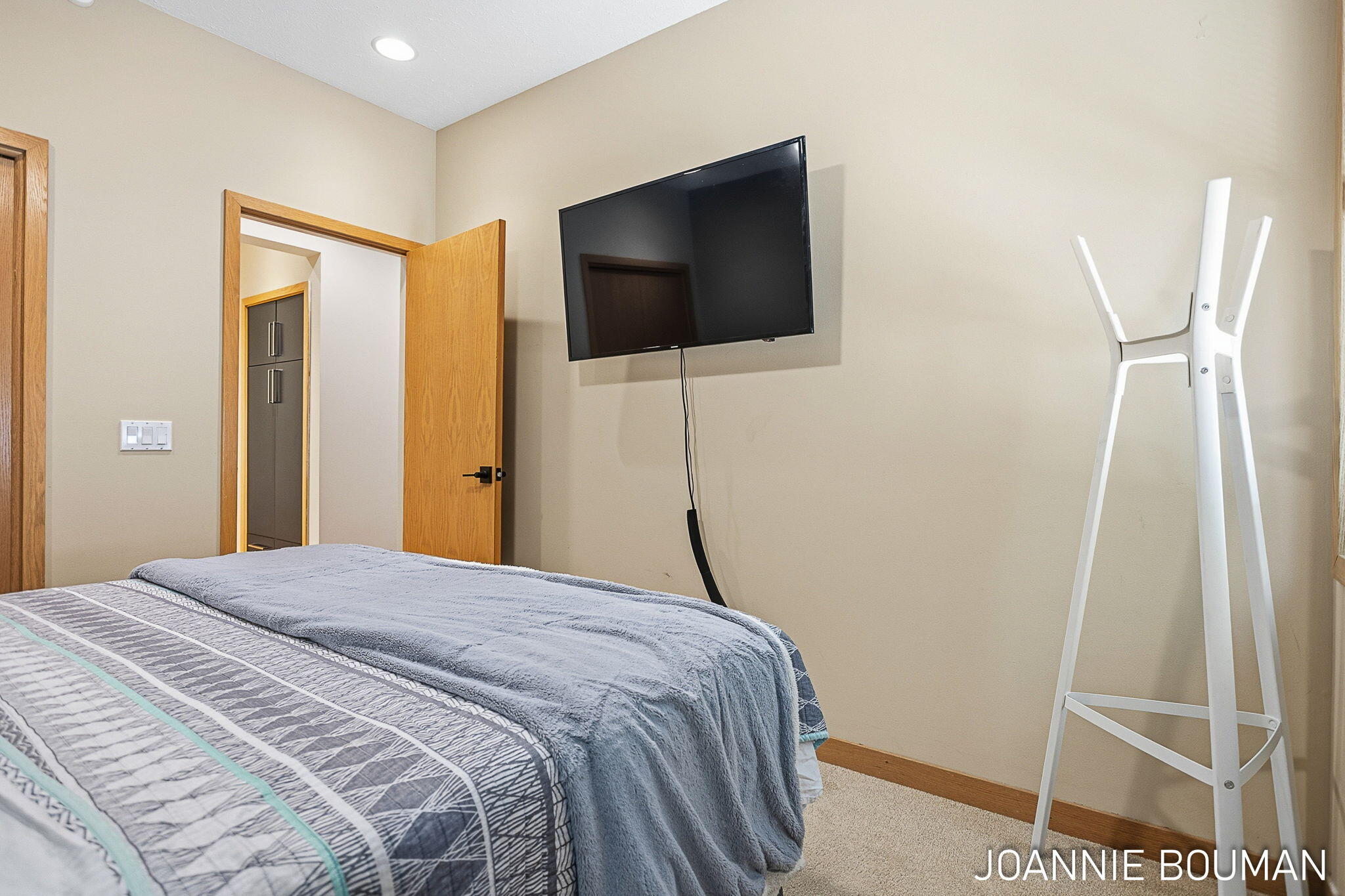 792 Pine Bay Avenue Holland MI 49424