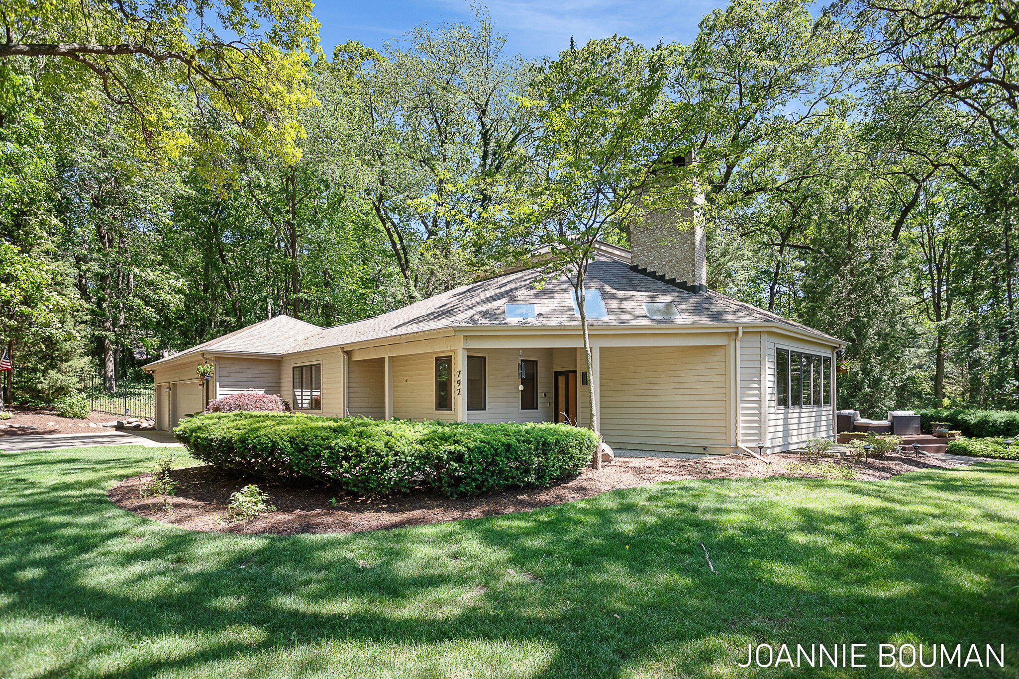 792 Pine Bay Avenue Holland MI 49424