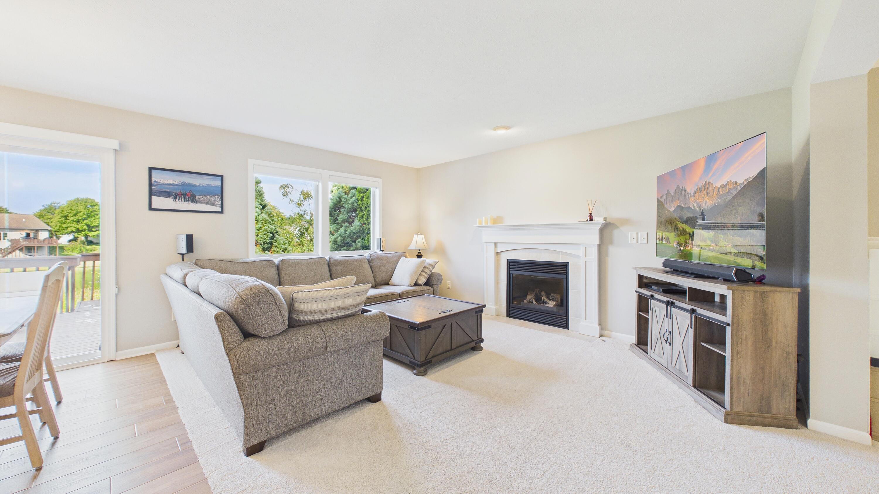 6747 Winter Creek Road Norton Shores MI 49444