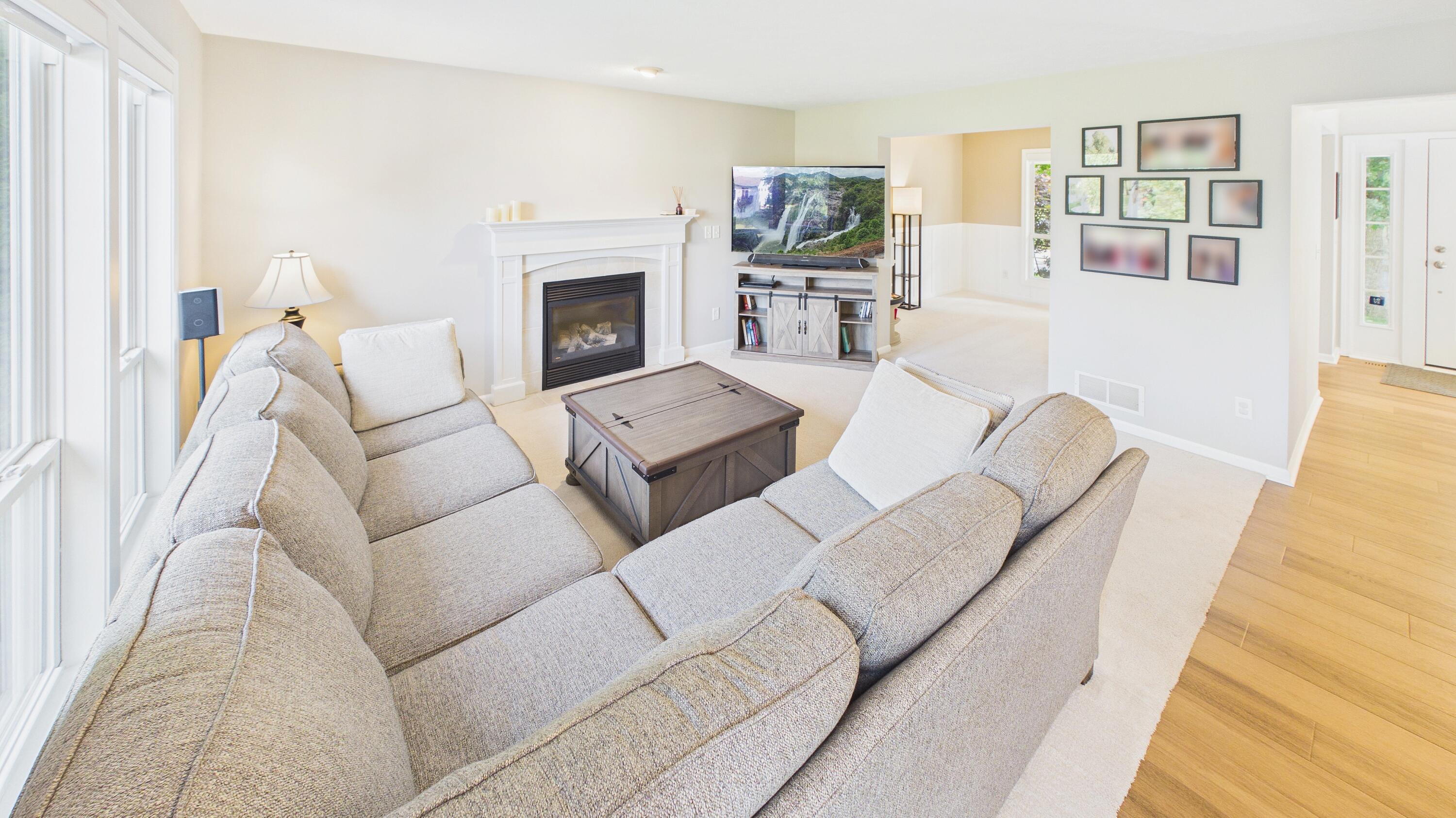 6747 Winter Creek Road Norton Shores MI 49444