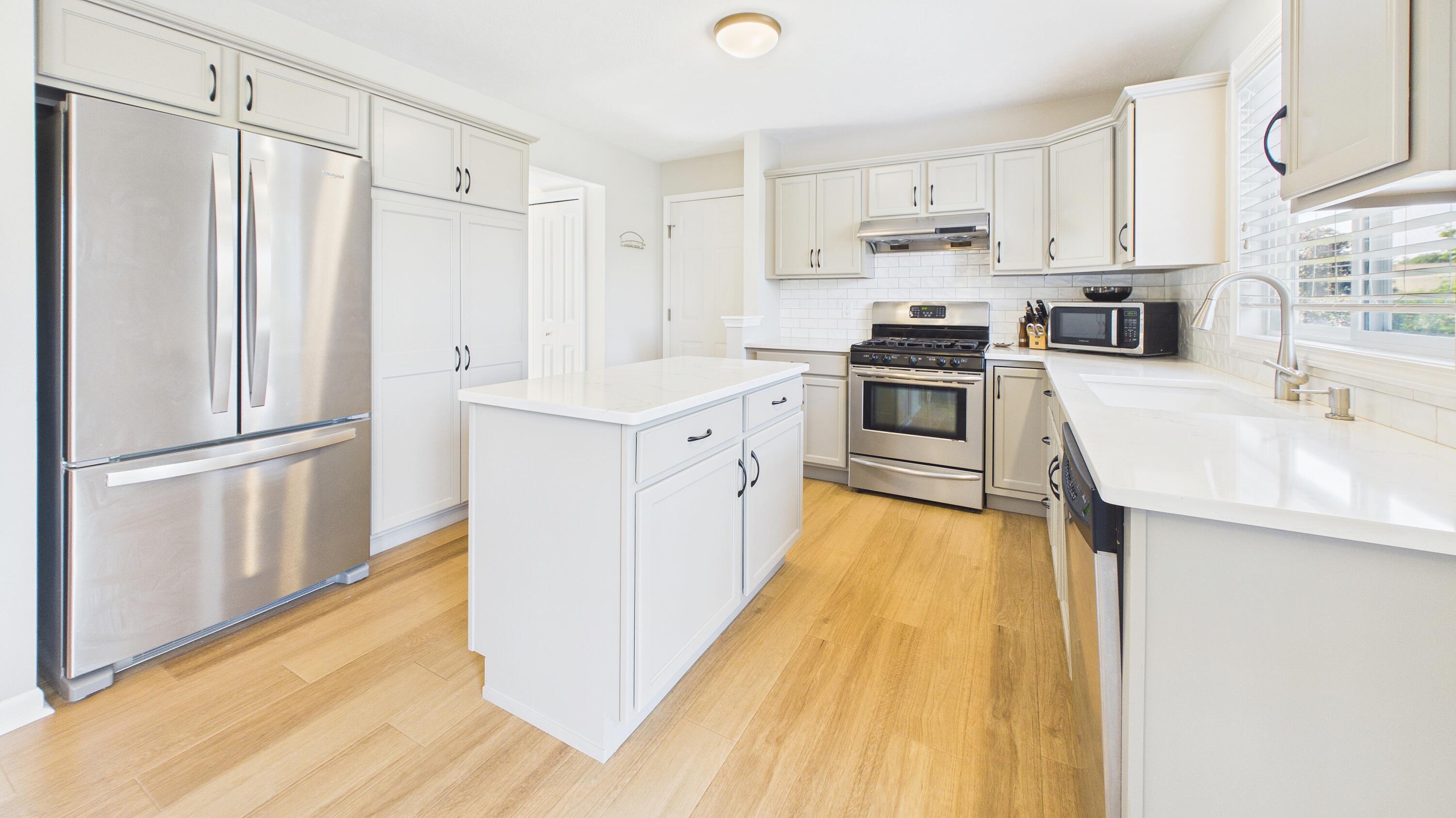 6747 Winter Creek Road Norton Shores MI 49444