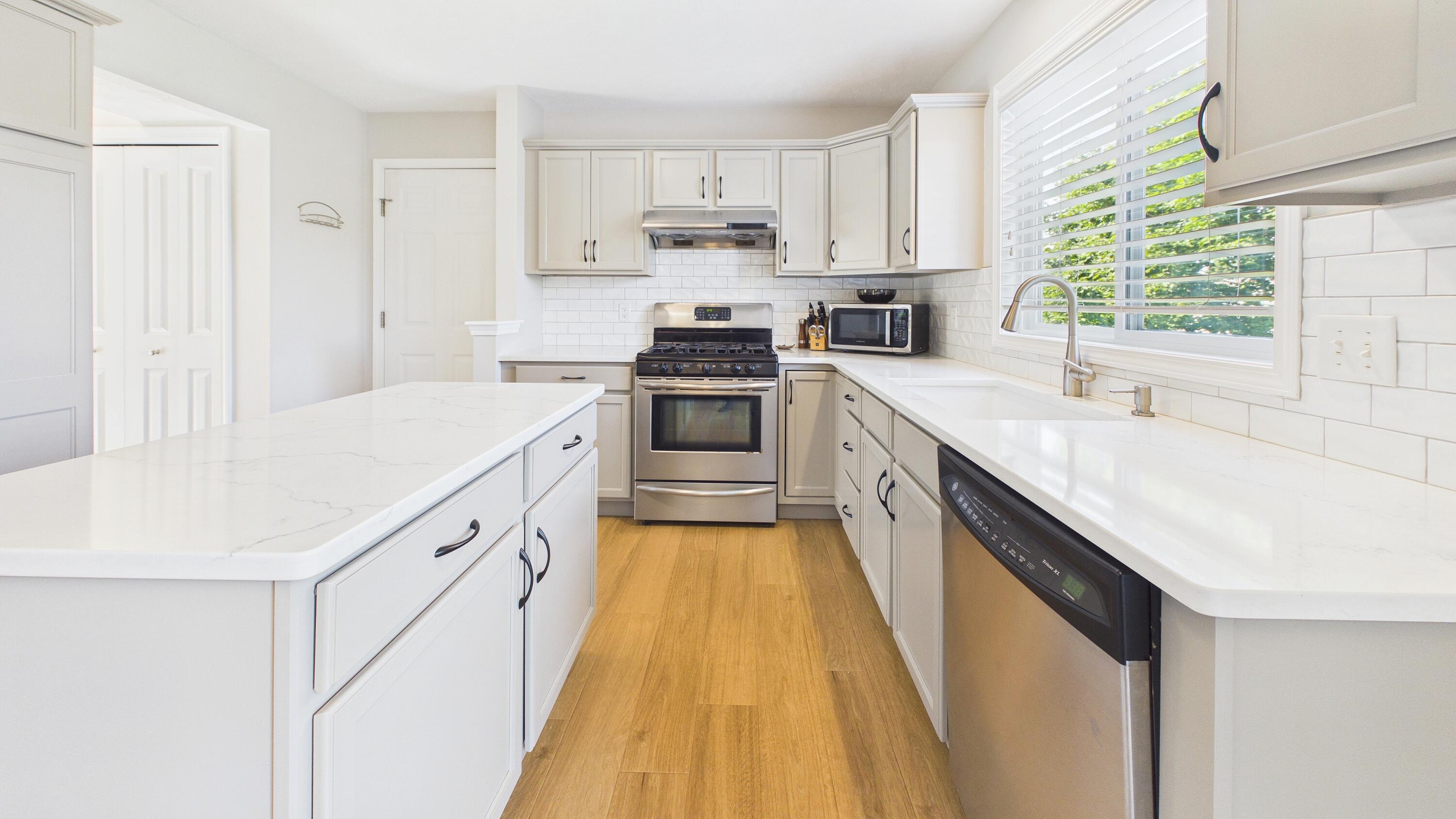 6747 Winter Creek Road Norton Shores MI 49444