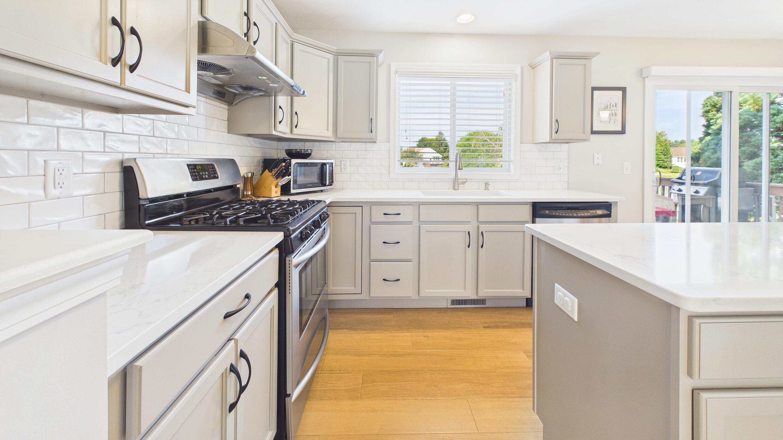 6747 Winter Creek Road Norton Shores MI 49444