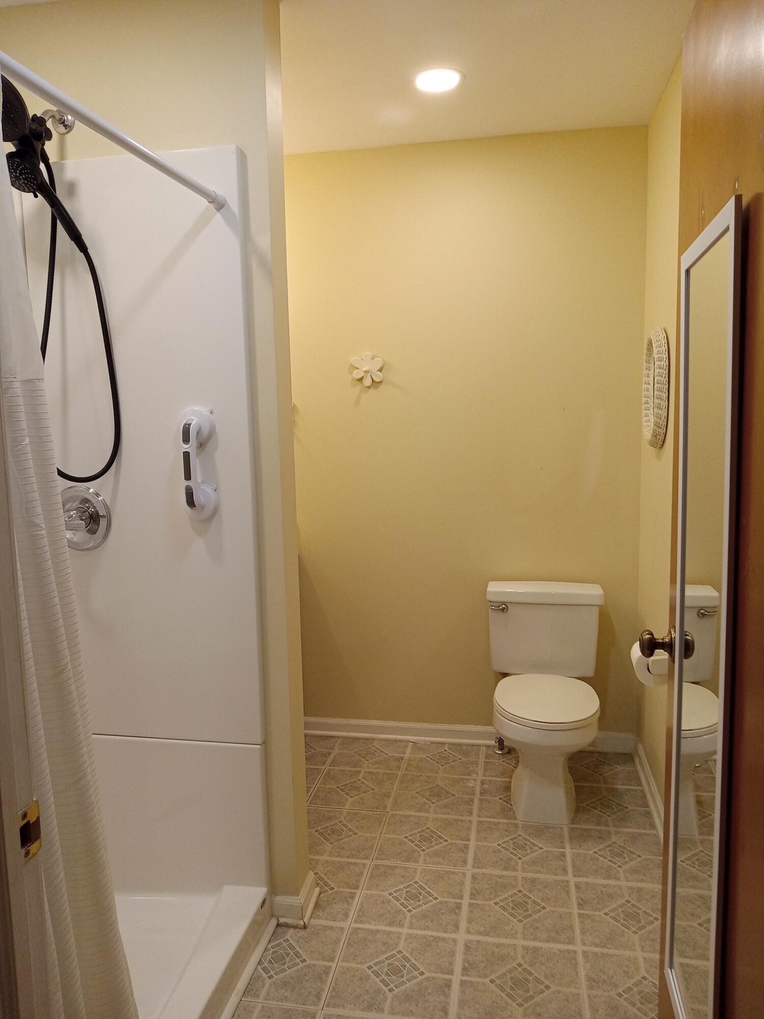 3275 112th Avenue Holland MI 49424