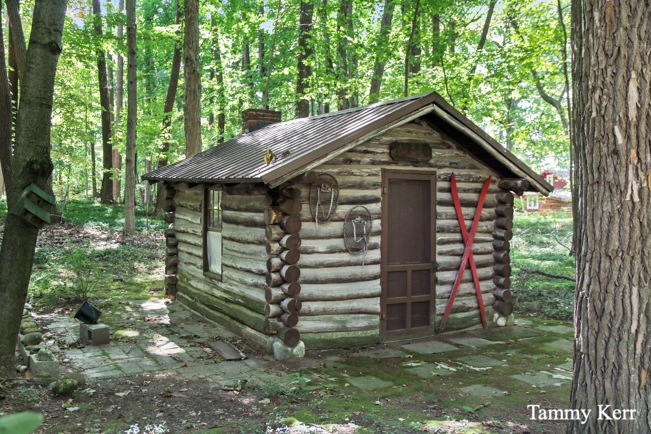 2450 Lakeshore Drive Fennville MI 49408