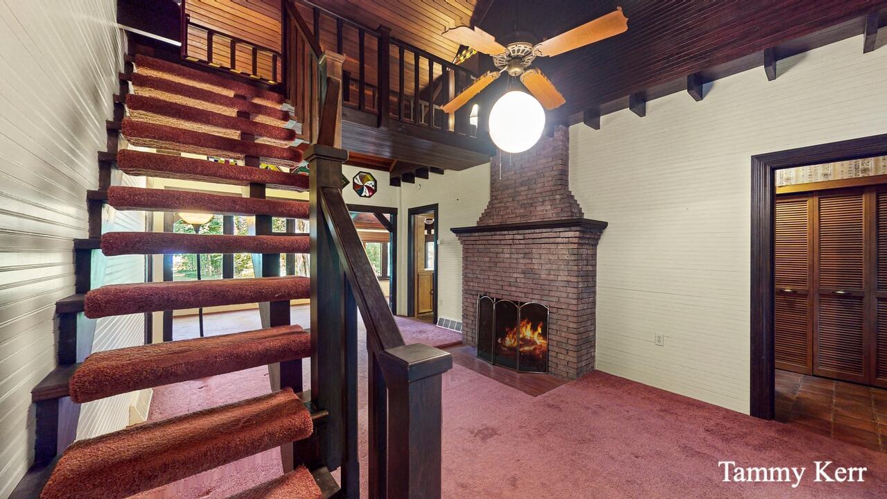 2450 Lakeshore Drive Fennville MI 49408