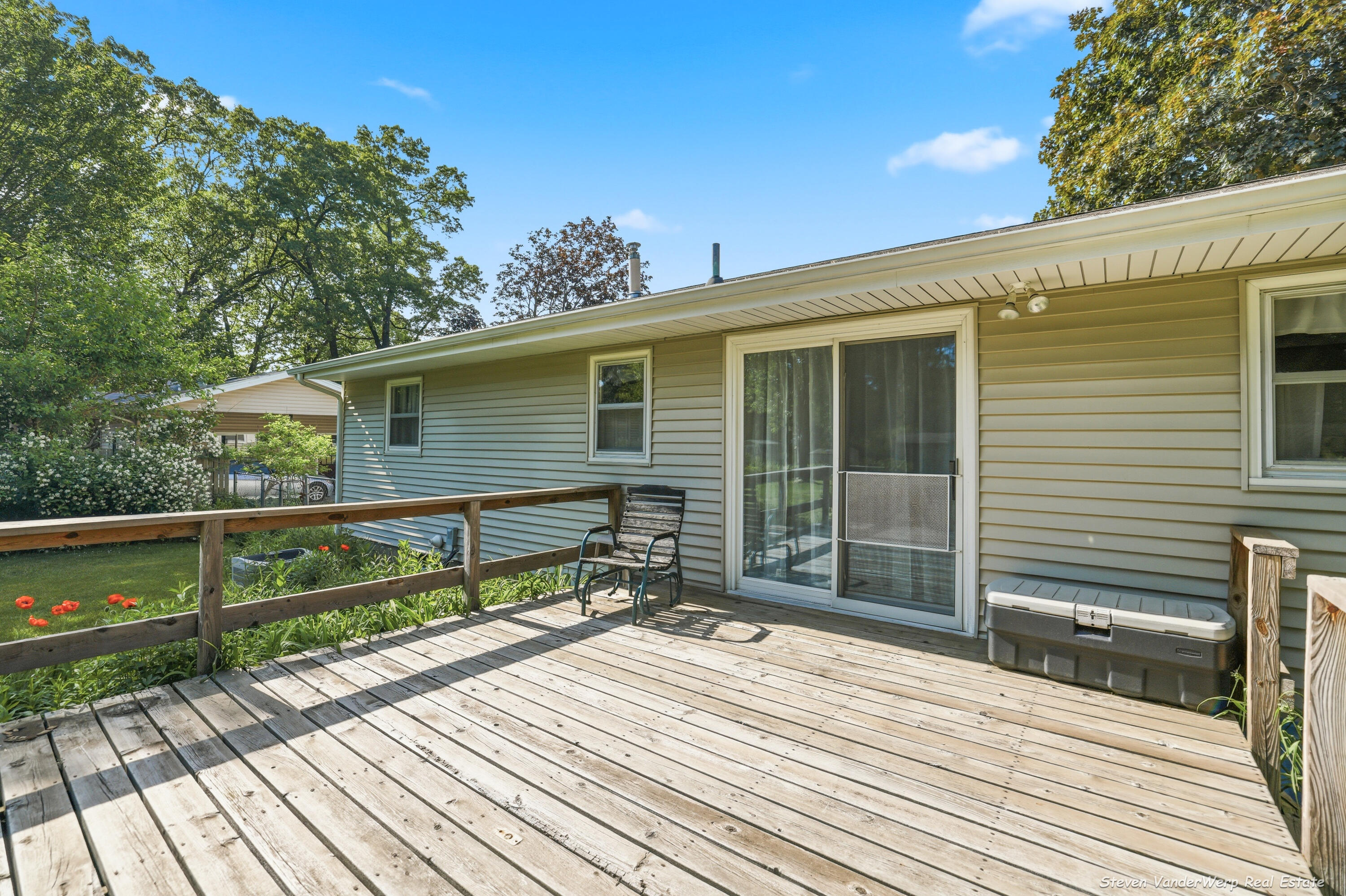 1935 Nielwood Drive Muskegon MI 49445