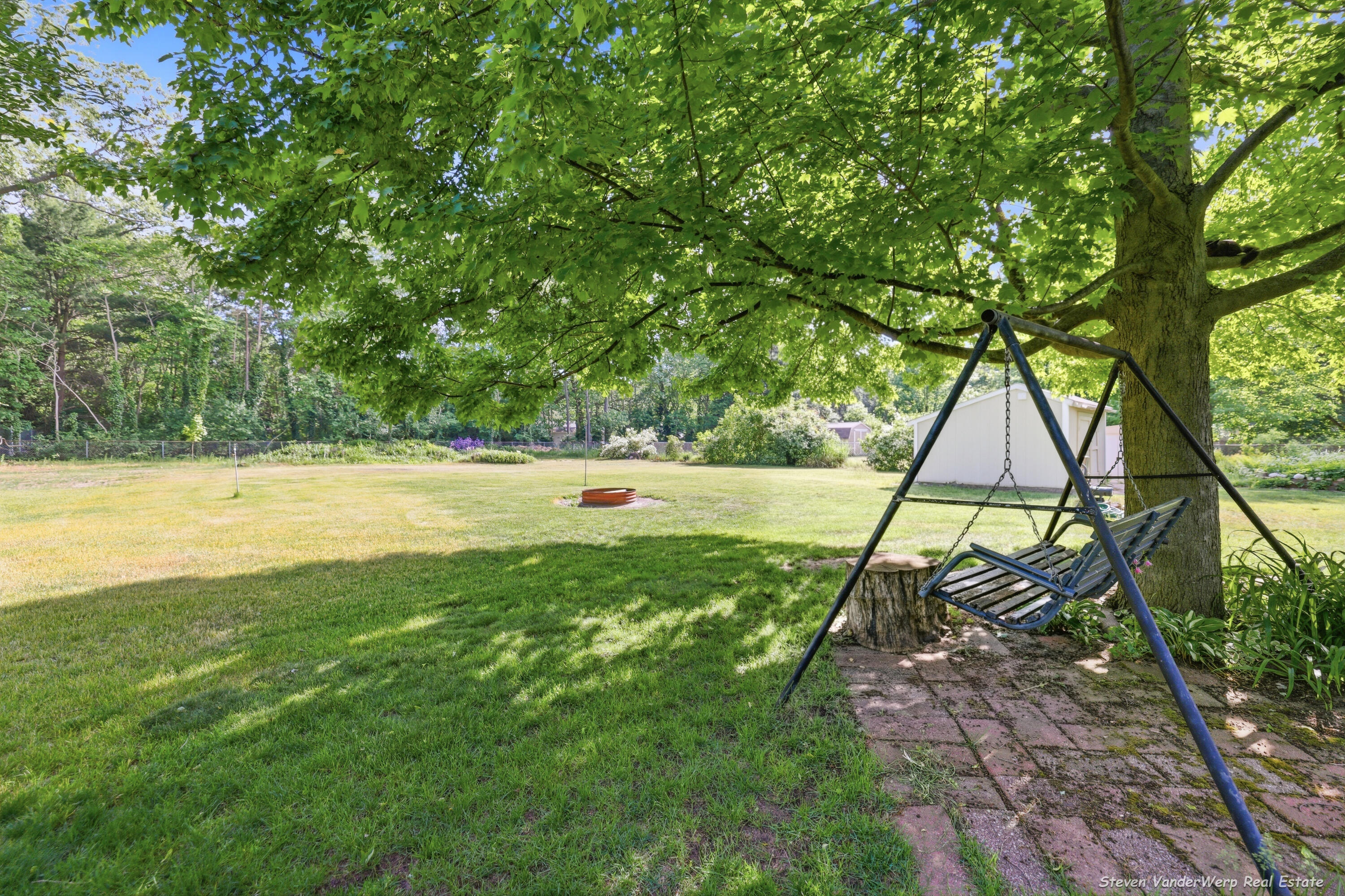 1935 Nielwood Drive Muskegon MI 49445