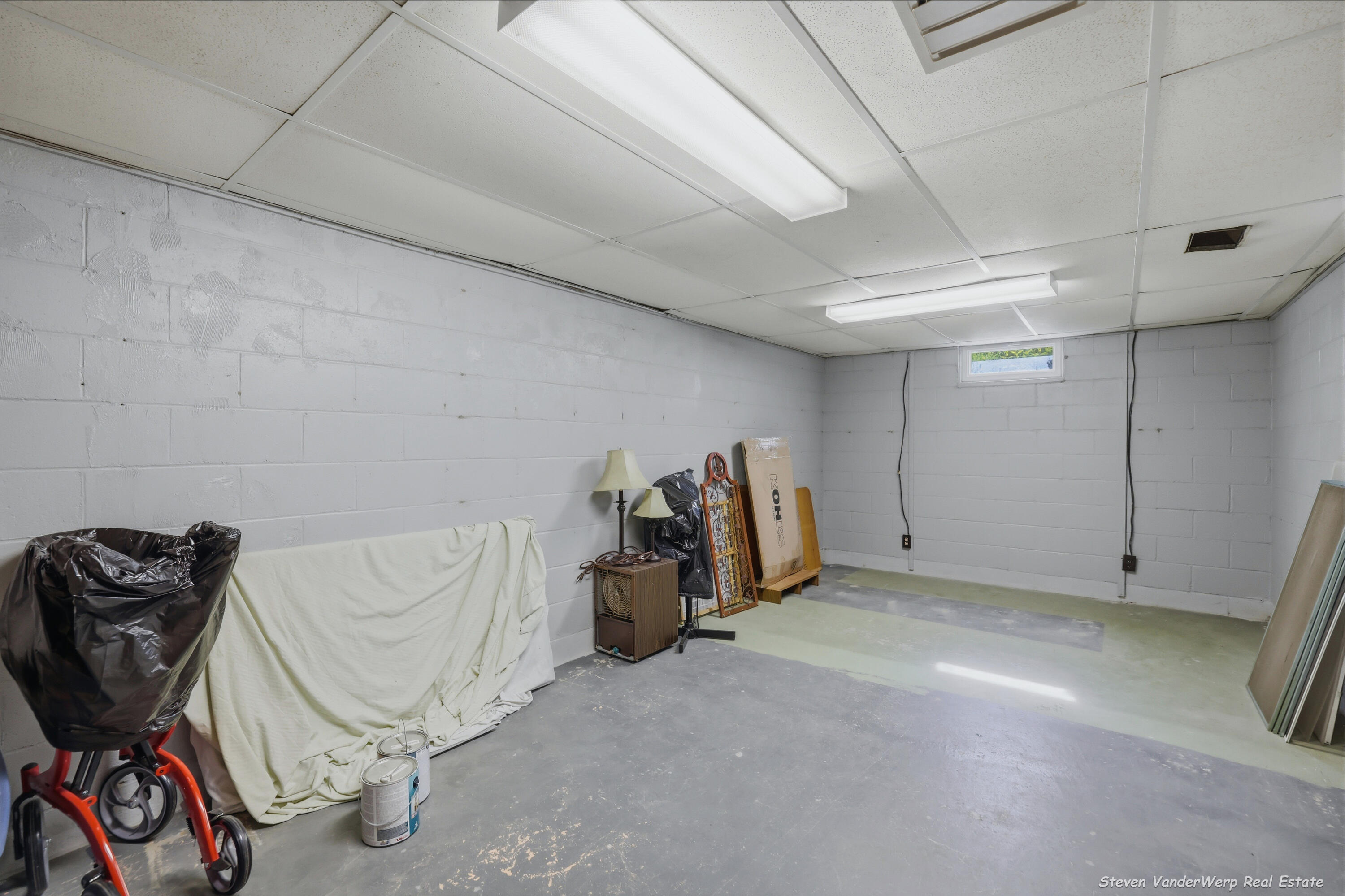1935 Nielwood Drive Muskegon MI 49445