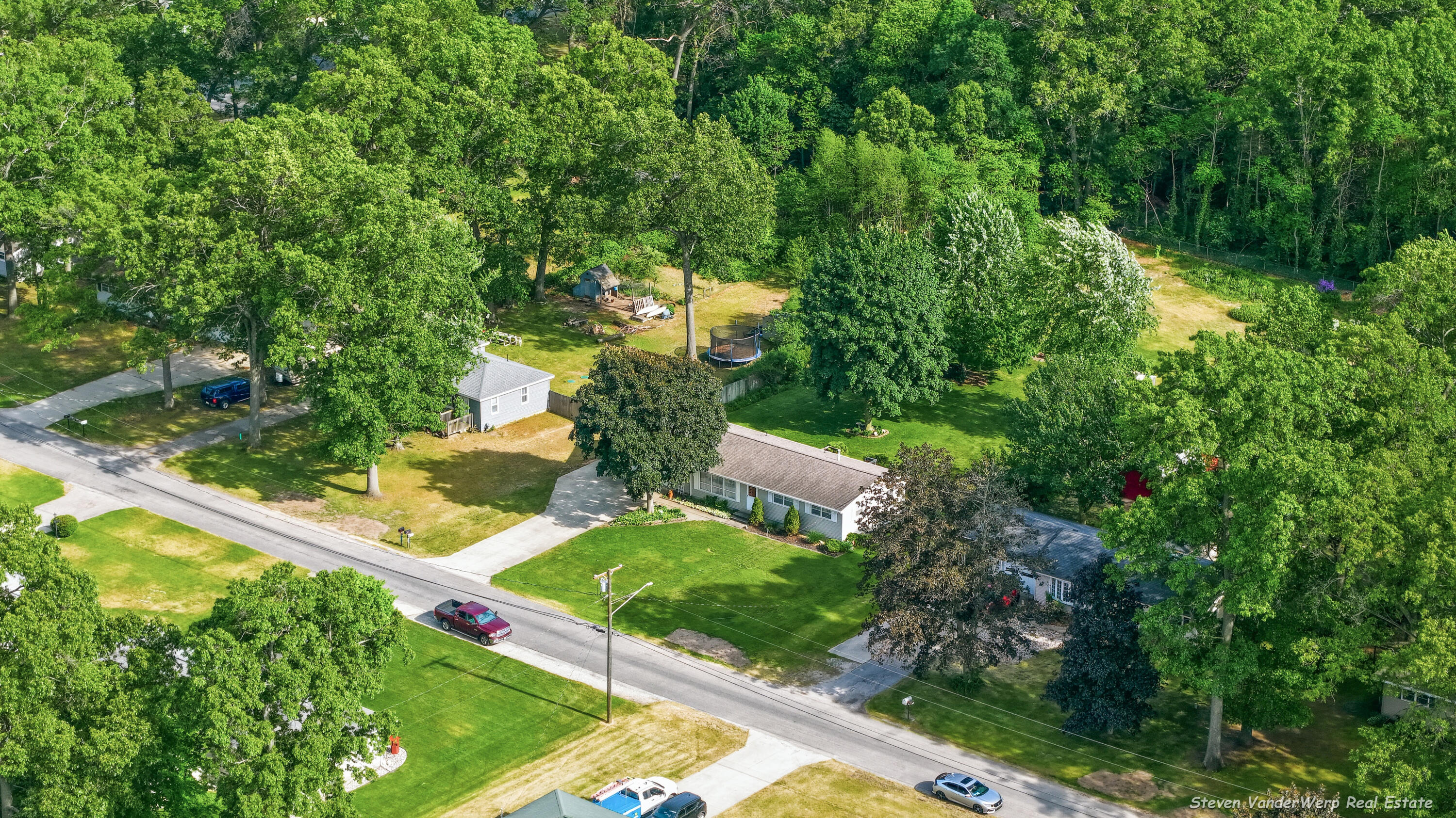 1935 Nielwood Drive Muskegon MI 49445