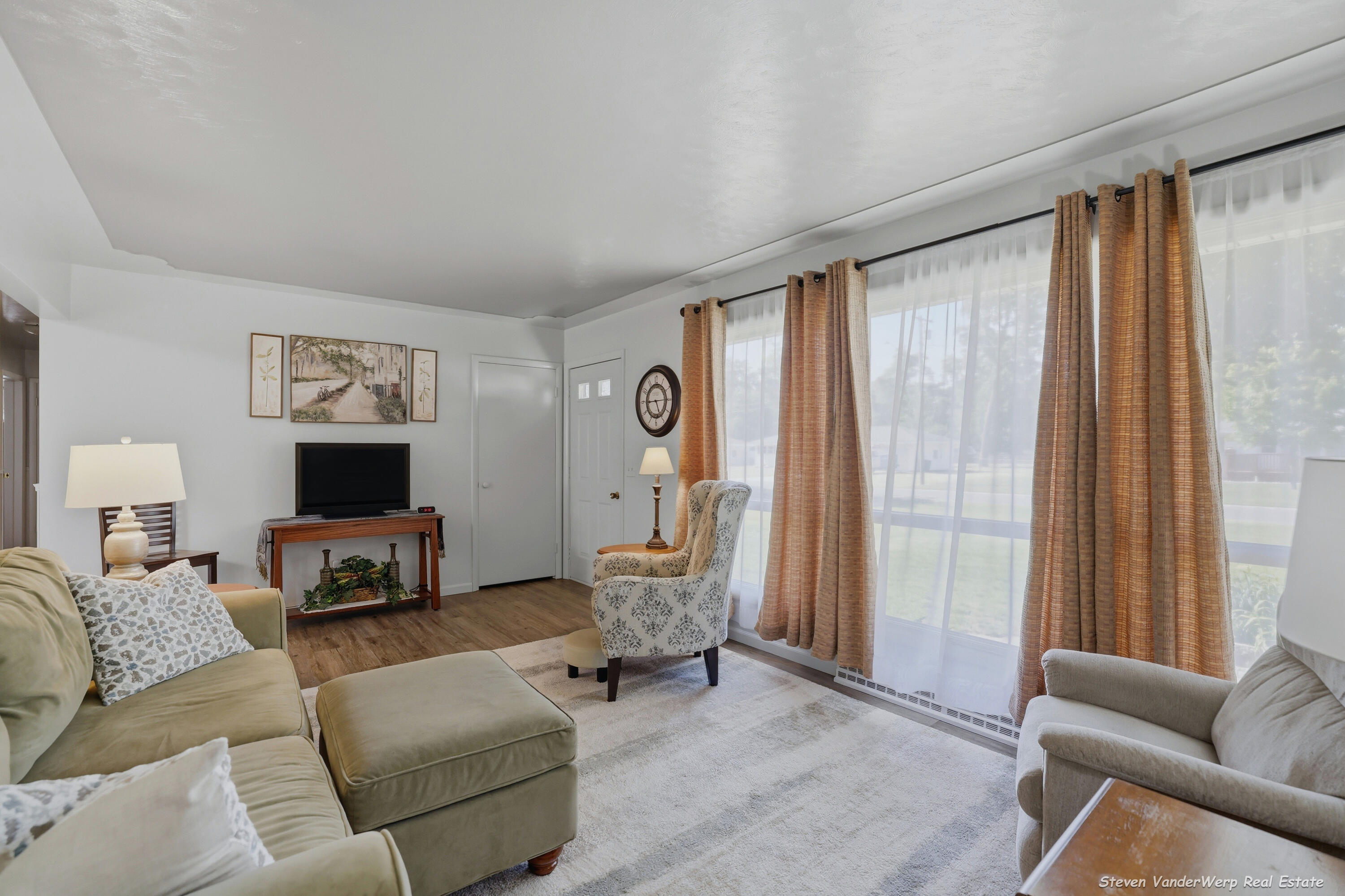 1935 Nielwood Drive Muskegon MI 49445