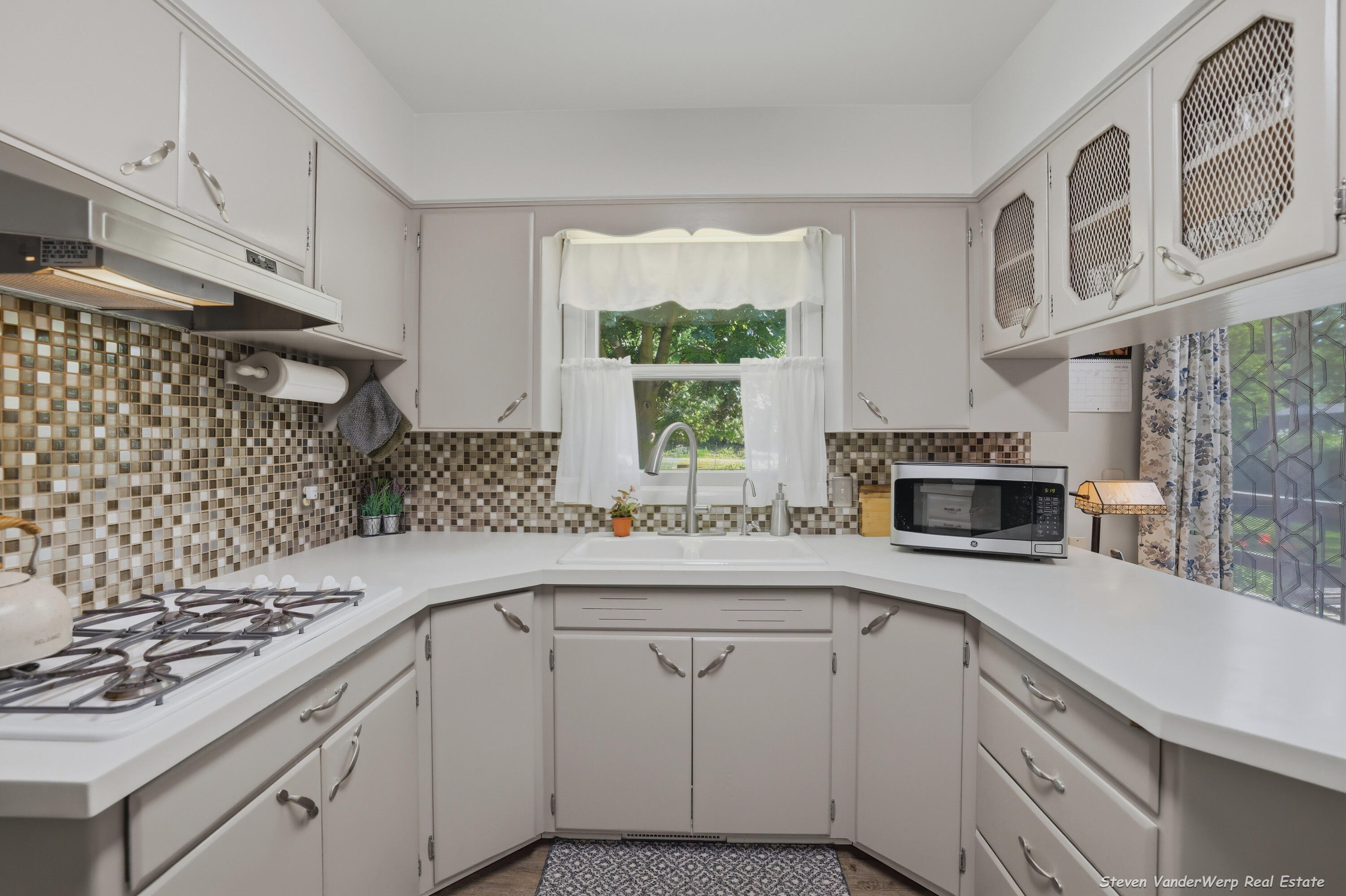 1935 Nielwood Drive Muskegon MI 49445