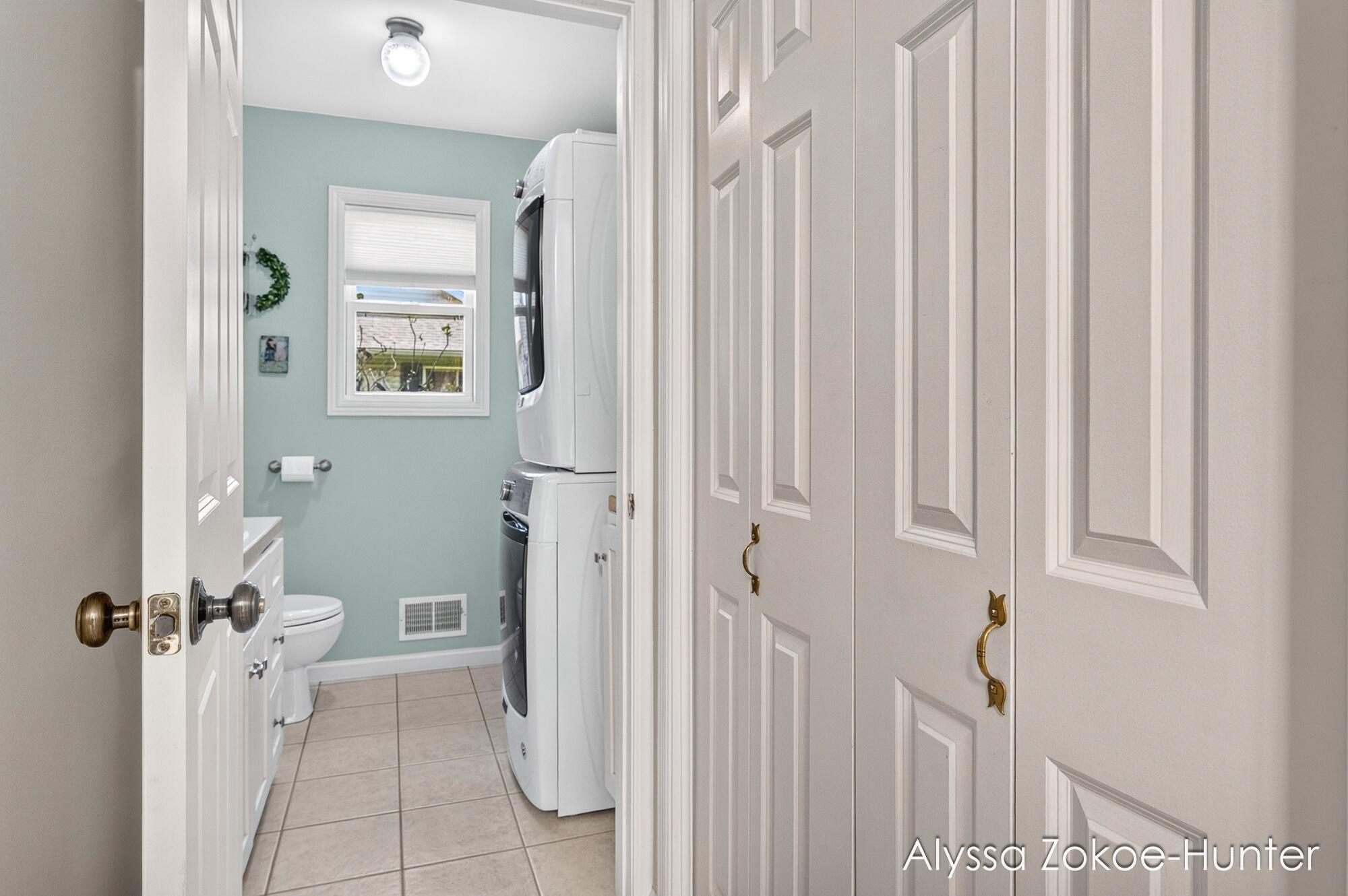 2739 Wellspring NW Grand Rapids MI 49504