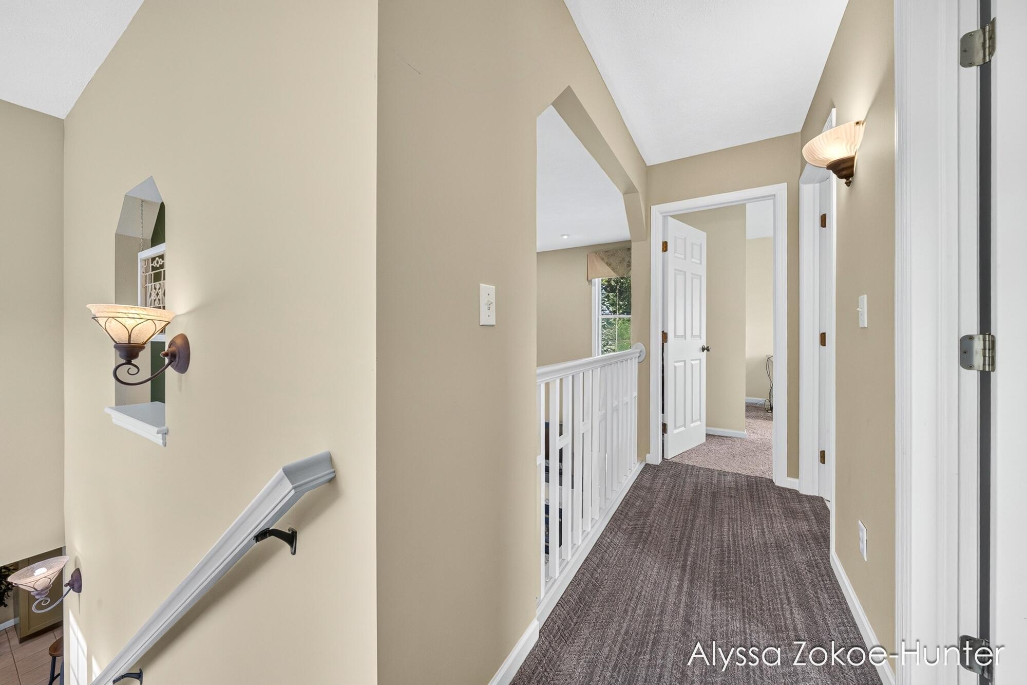2739 Wellspring NW Grand Rapids MI 49504