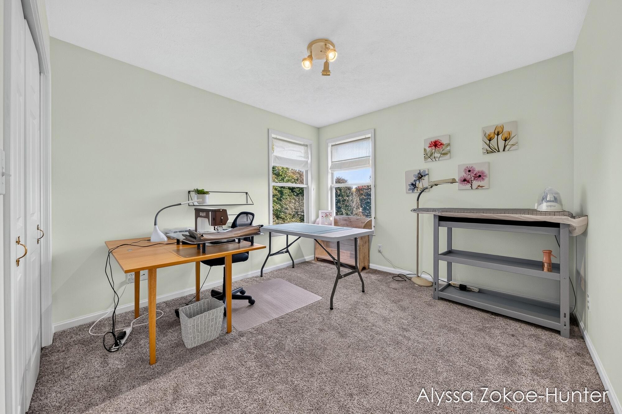 2739 Wellspring NW Grand Rapids MI 49504
