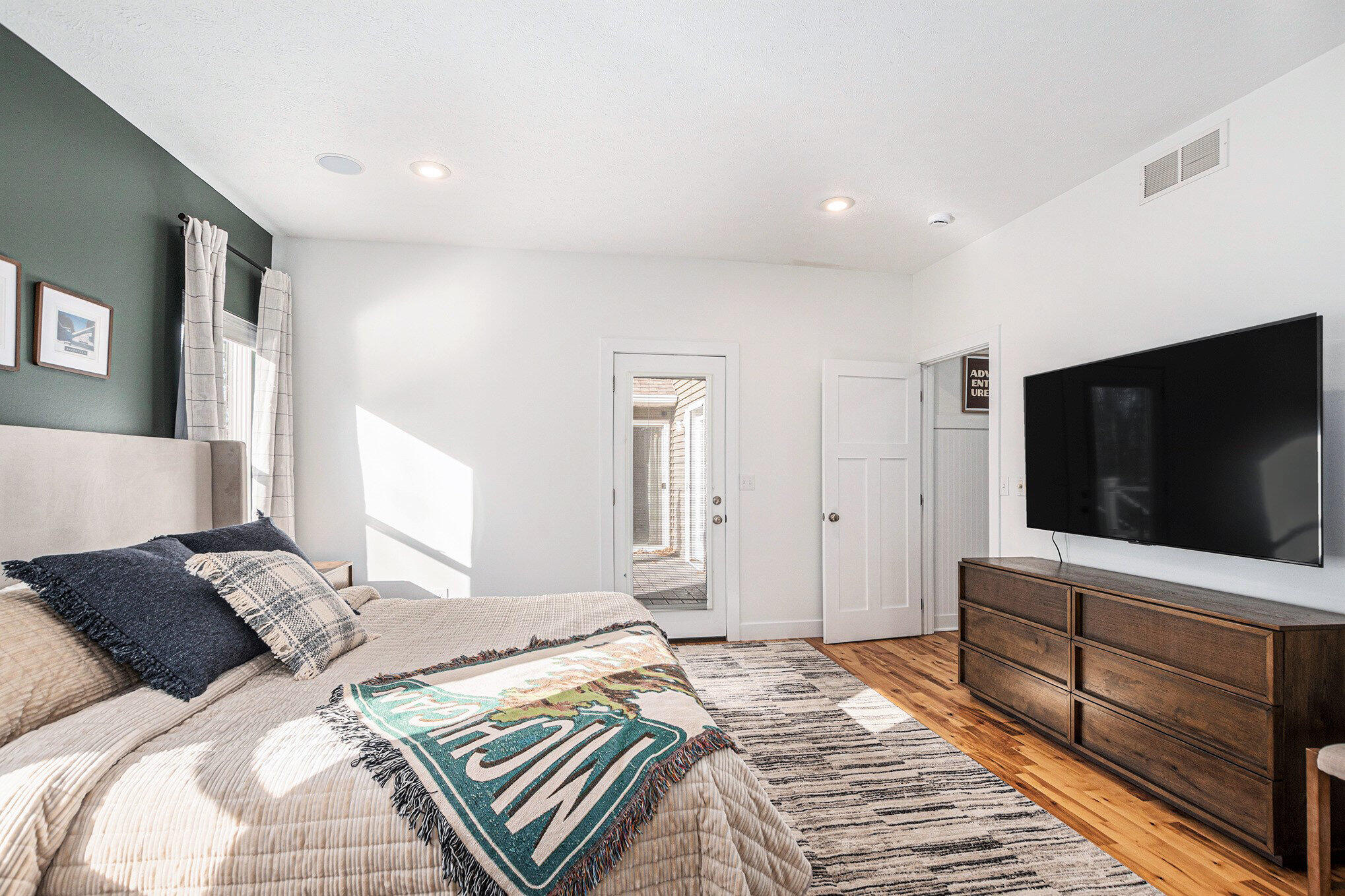 16659 Adler Drive West Olive MI 49460