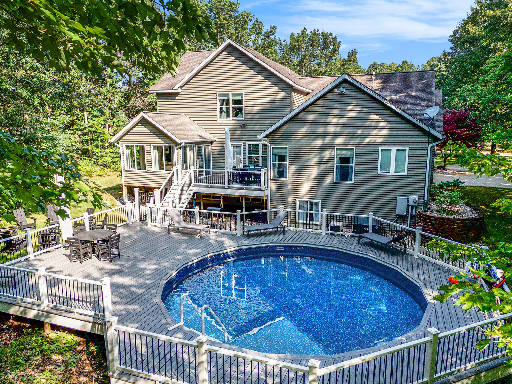 16659 Adler Drive West Olive MI 49460