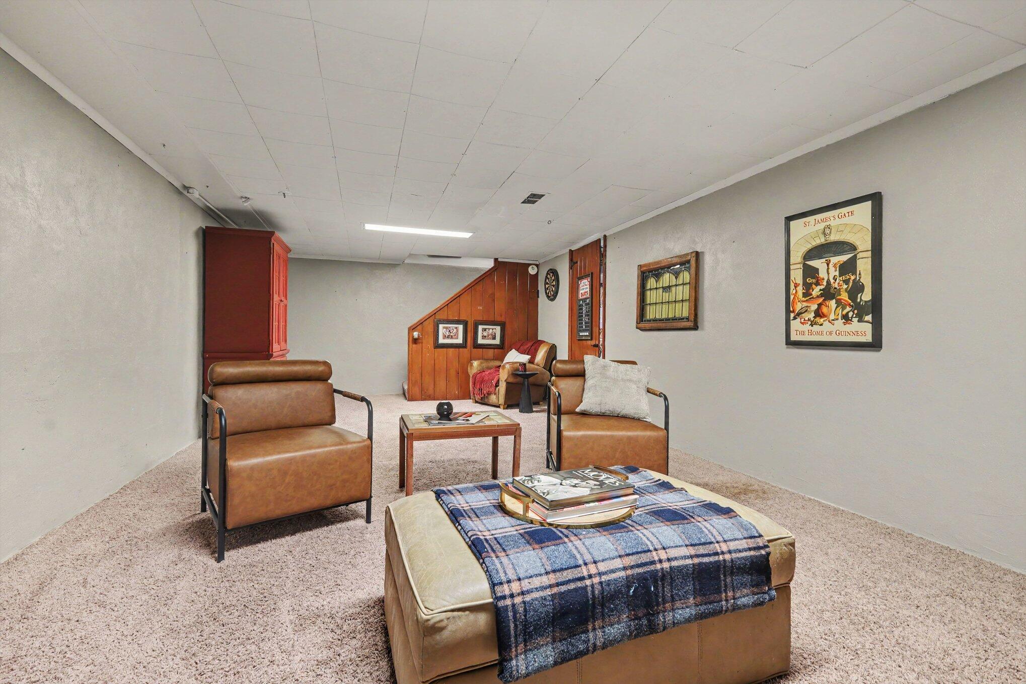 955 San Jose Drive SE East Grand Rapids MI 49506