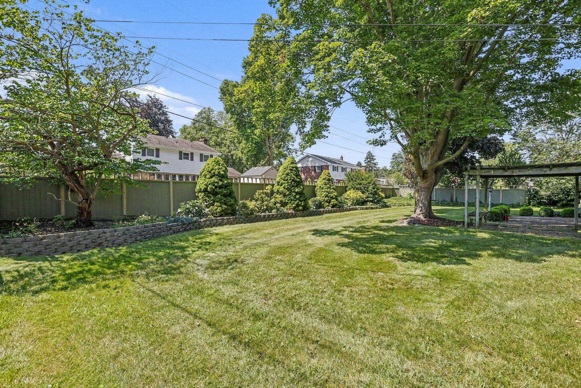 1600 N Bonny Bruce Drive Stevensville MI 49127