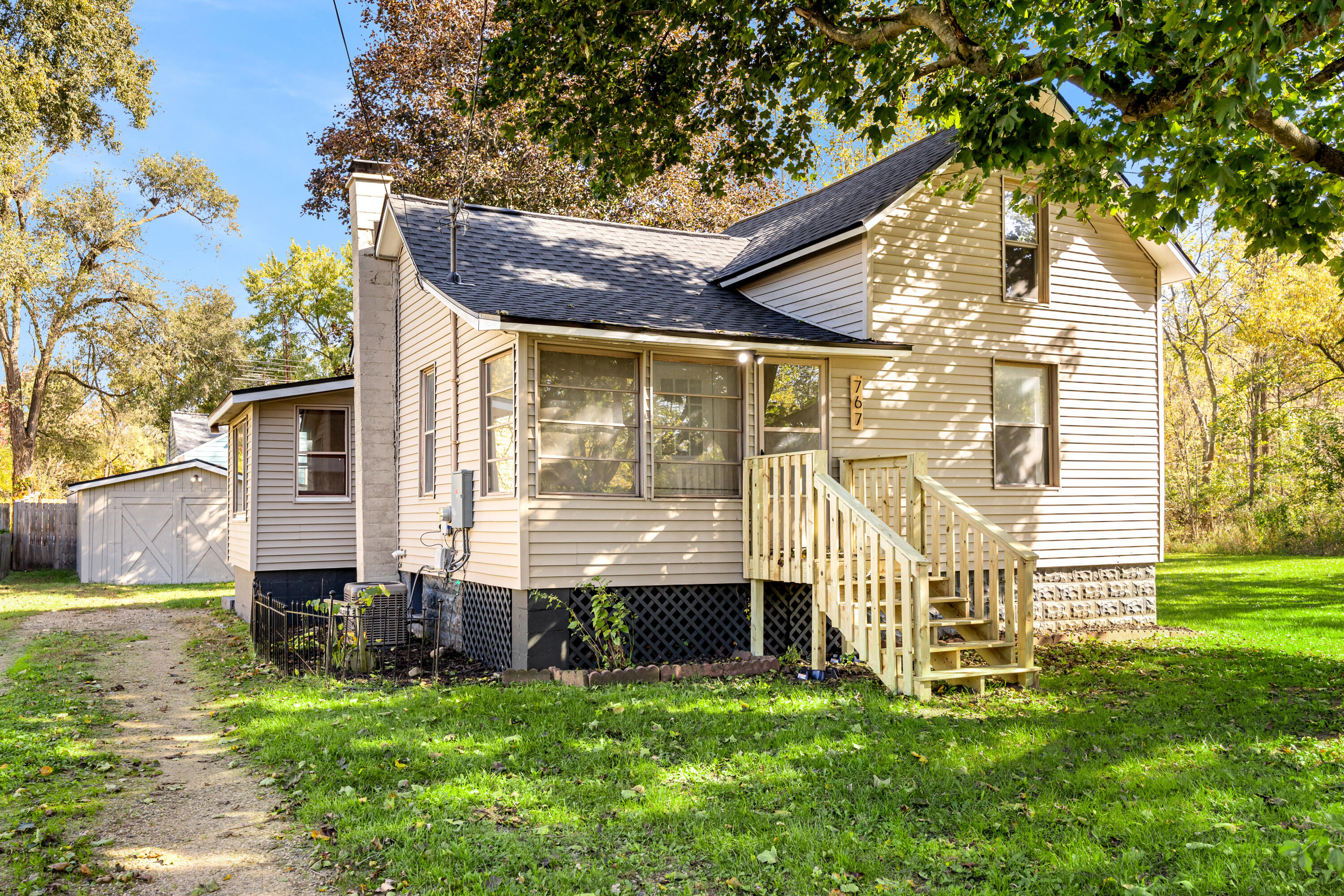 767 Alger Street Kalamazoo MI 49048