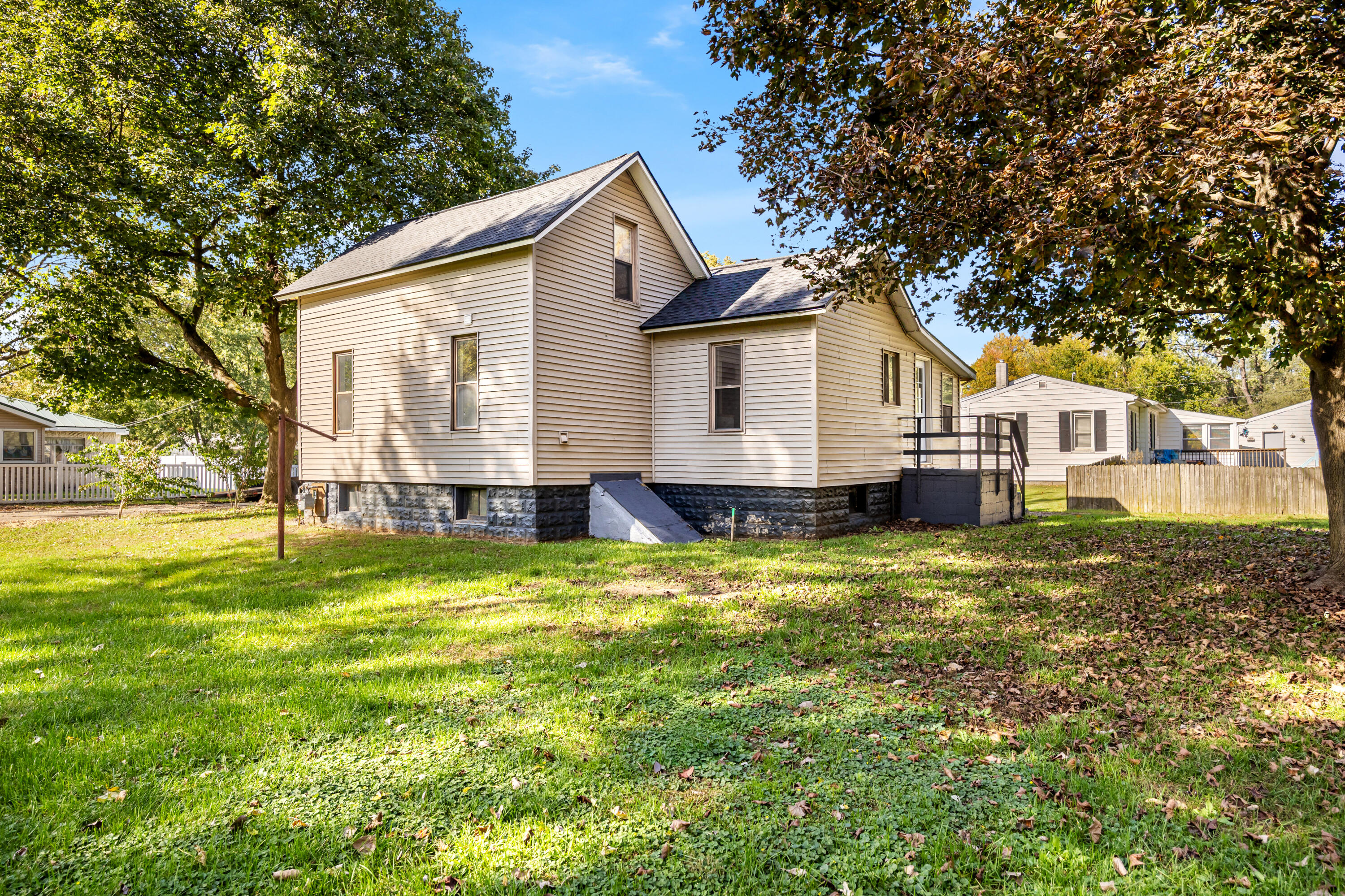 767 Alger Street Kalamazoo MI 49048