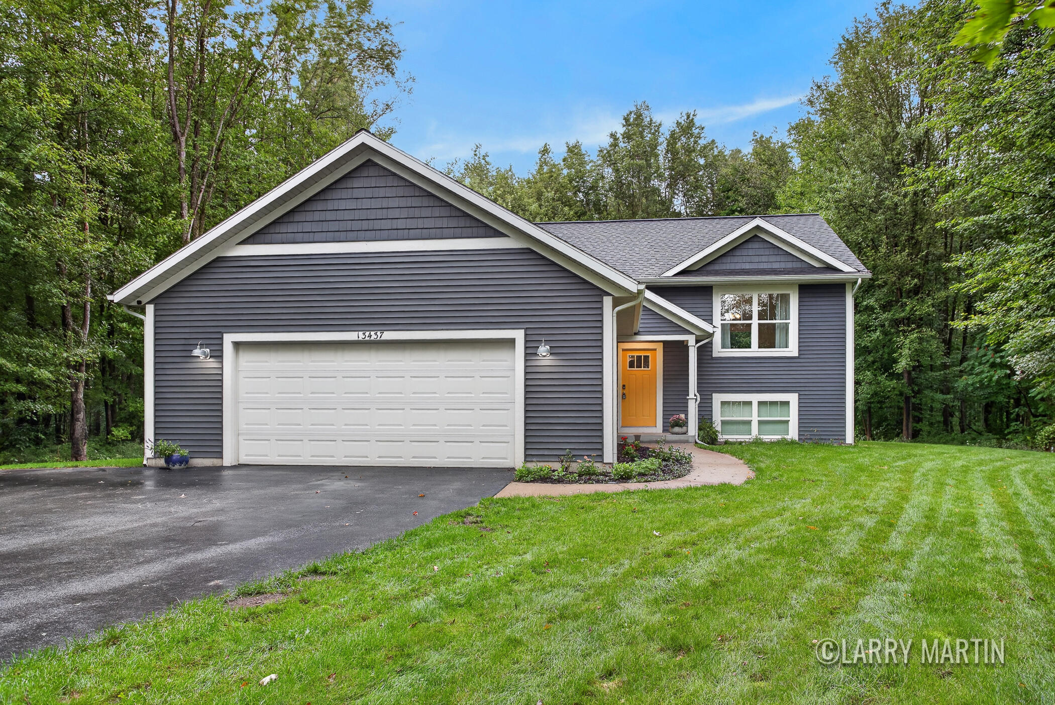 13437 Young Forest Court West Olive MI 49460