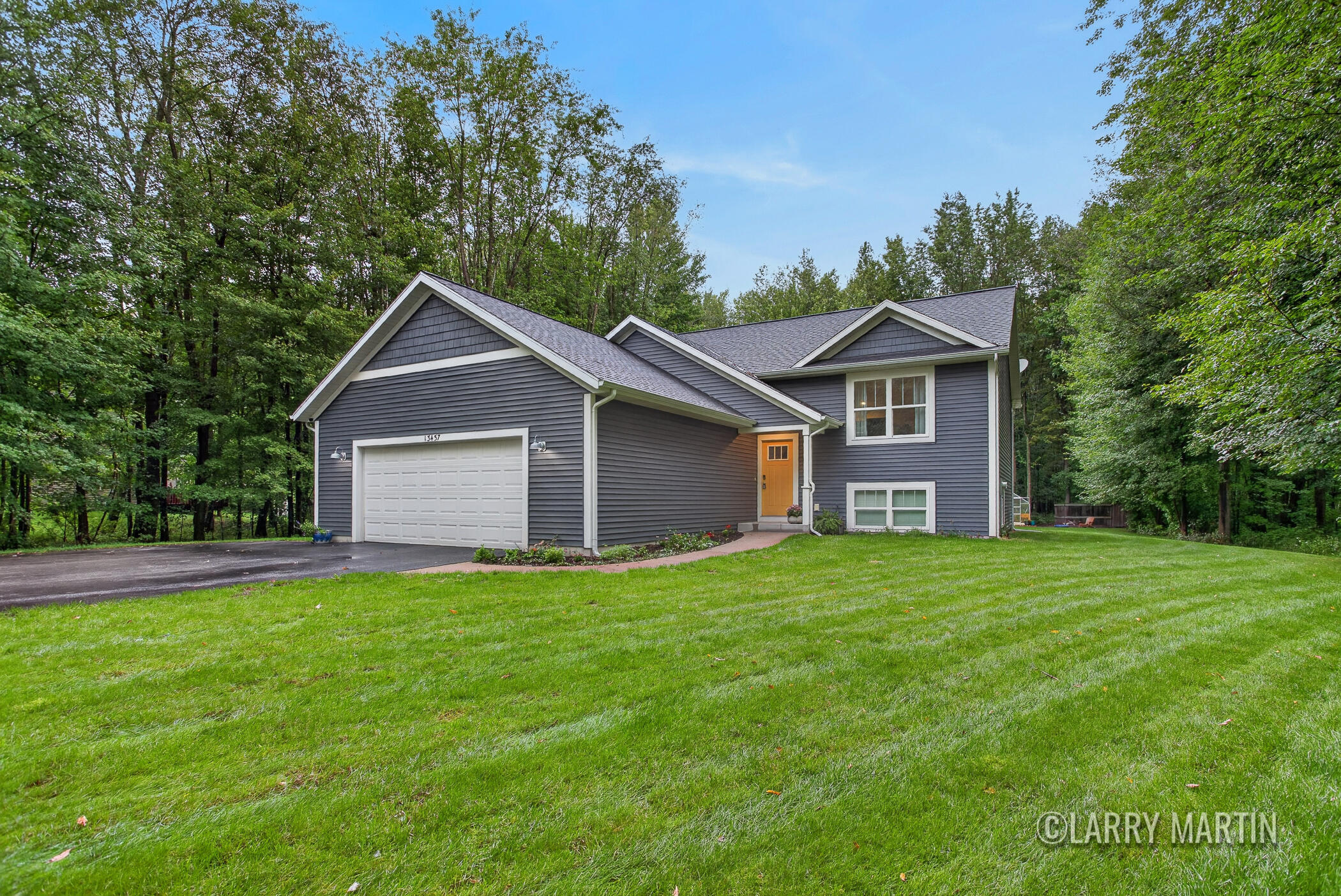 13437 Young Forest Court West Olive MI 49460