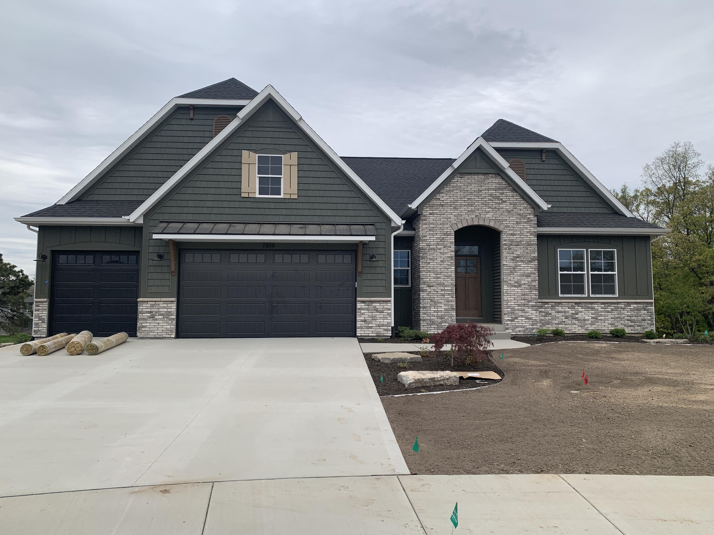 7814 Woodhurst Drive NE Rockford MI 49341