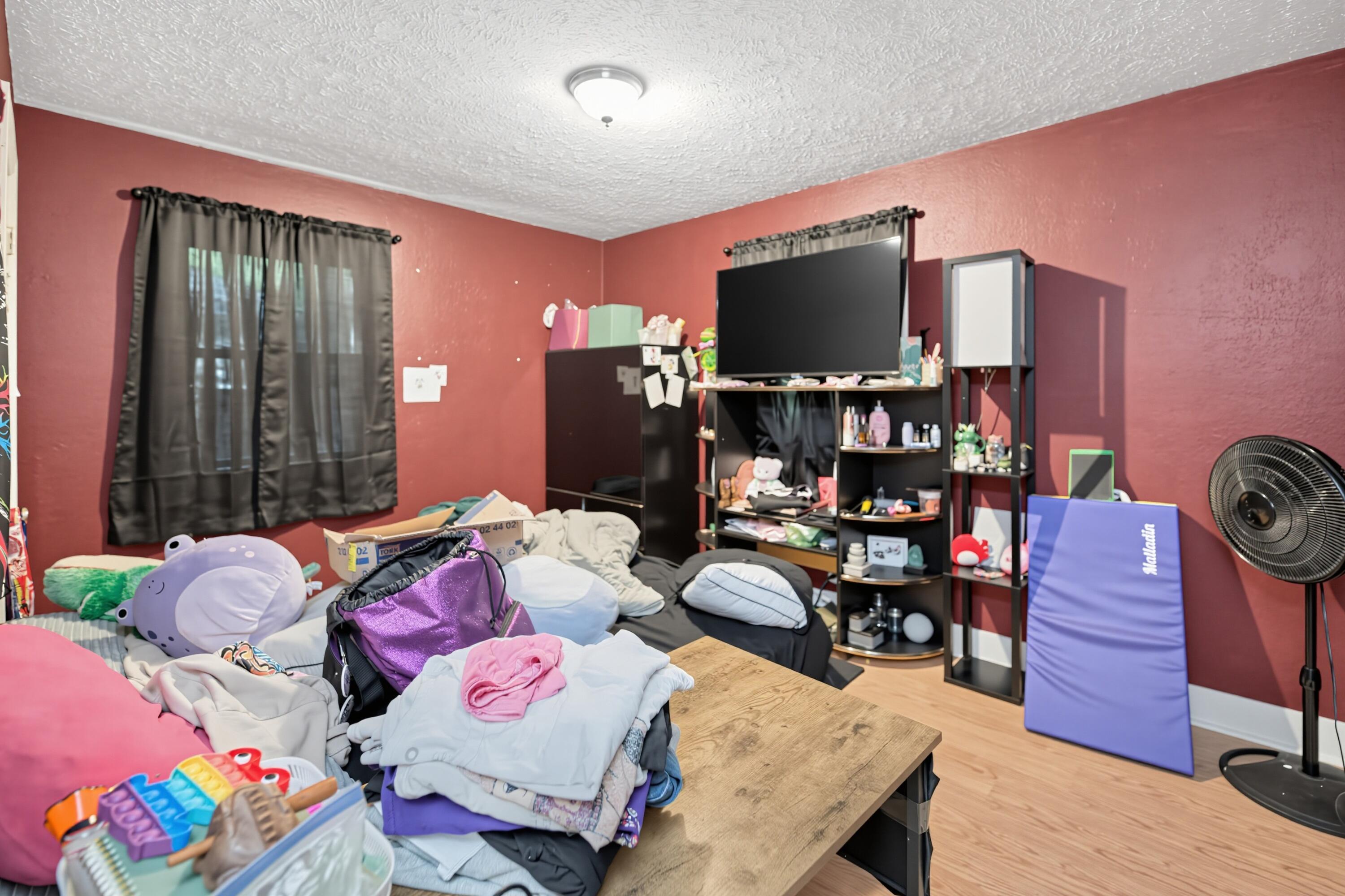 1960 Calvin Avenue Muskegon MI 49442