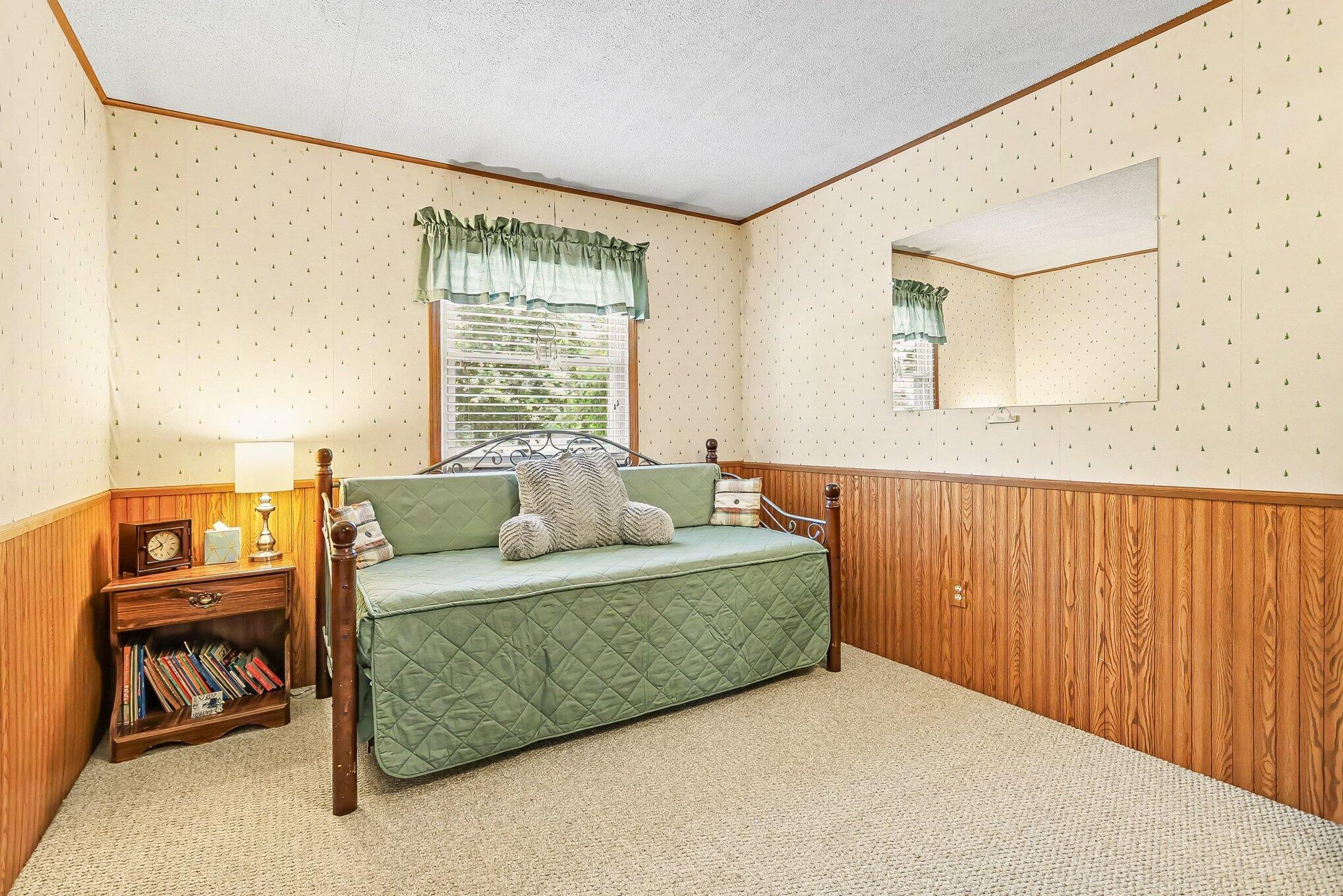 28783 Sarabyn Street Dowagiac MI 49047