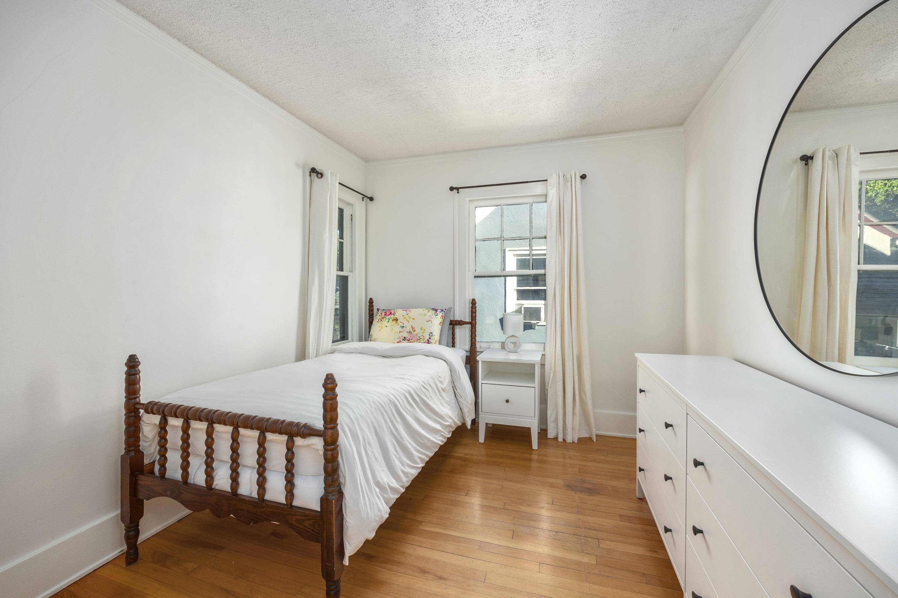 217 Hampton Avenue SE Grand Rapids MI 49506