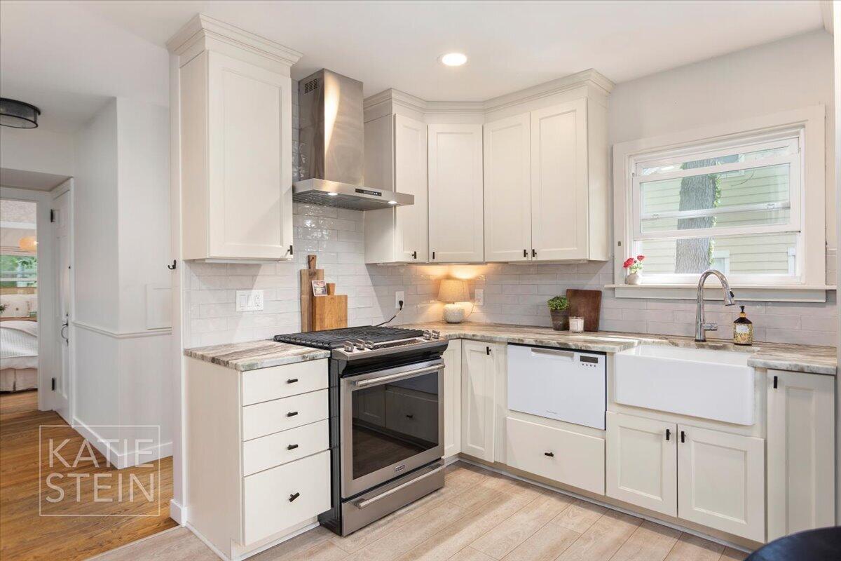 2035 Hall Street SE Grand Rapids MI 49506
