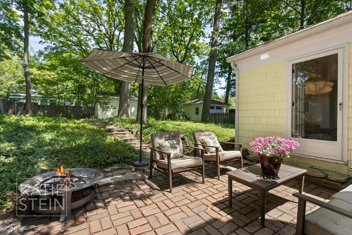 2035 Hall Street SE Grand Rapids MI 49506