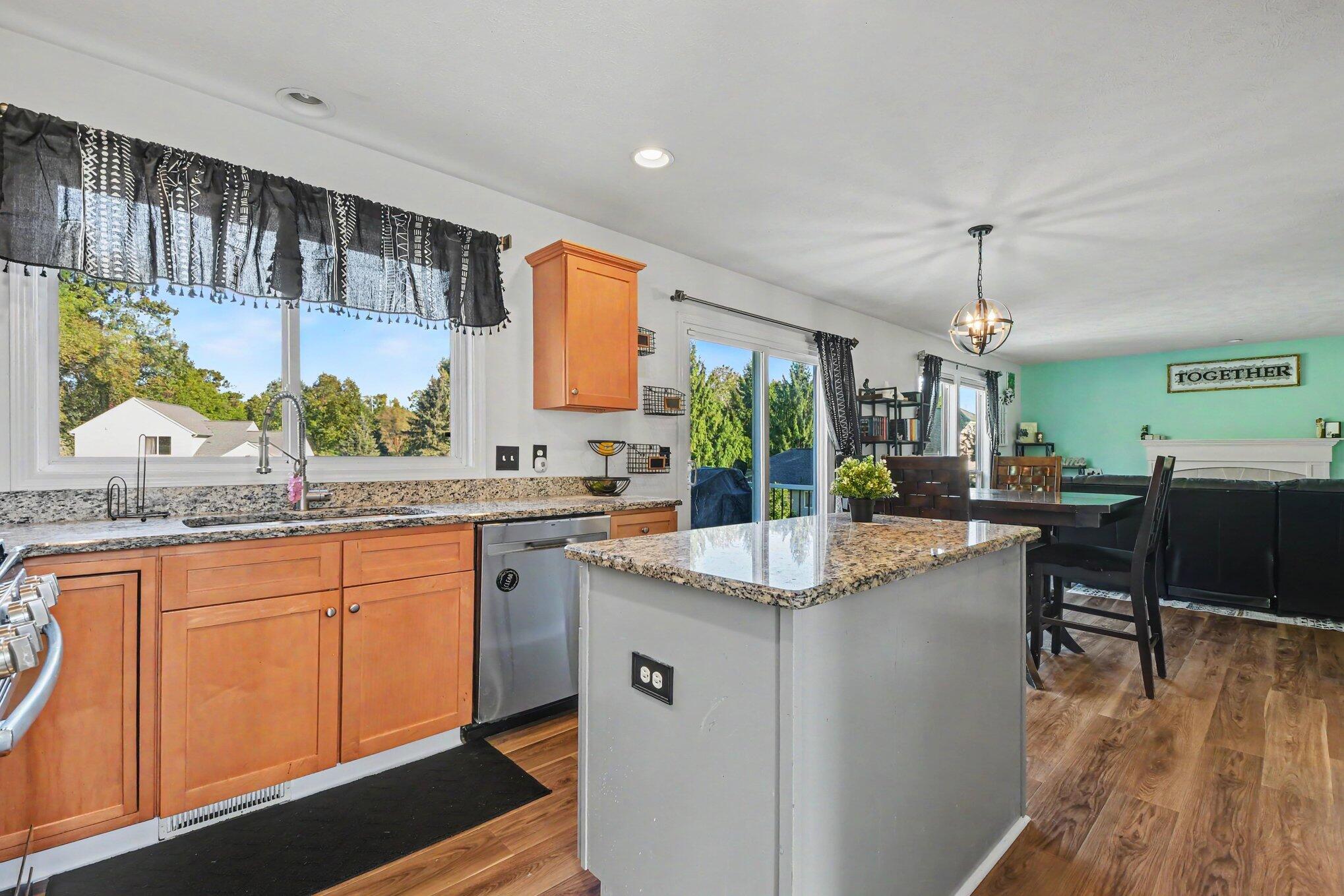 3583 Arbor Chase Court NE Grand Rapids MI 49525