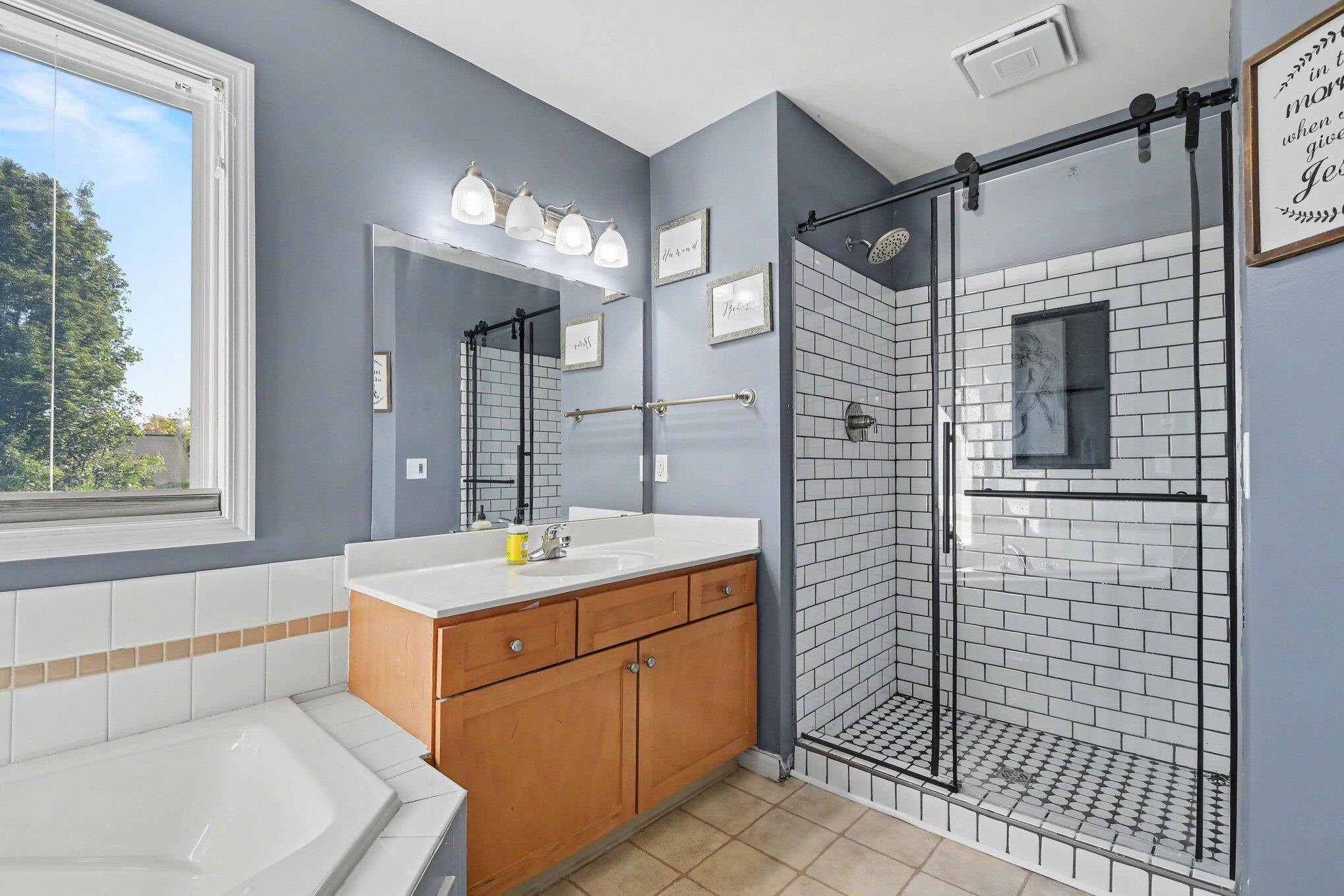 3583 Arbor Chase Court NE Grand Rapids MI 49525
