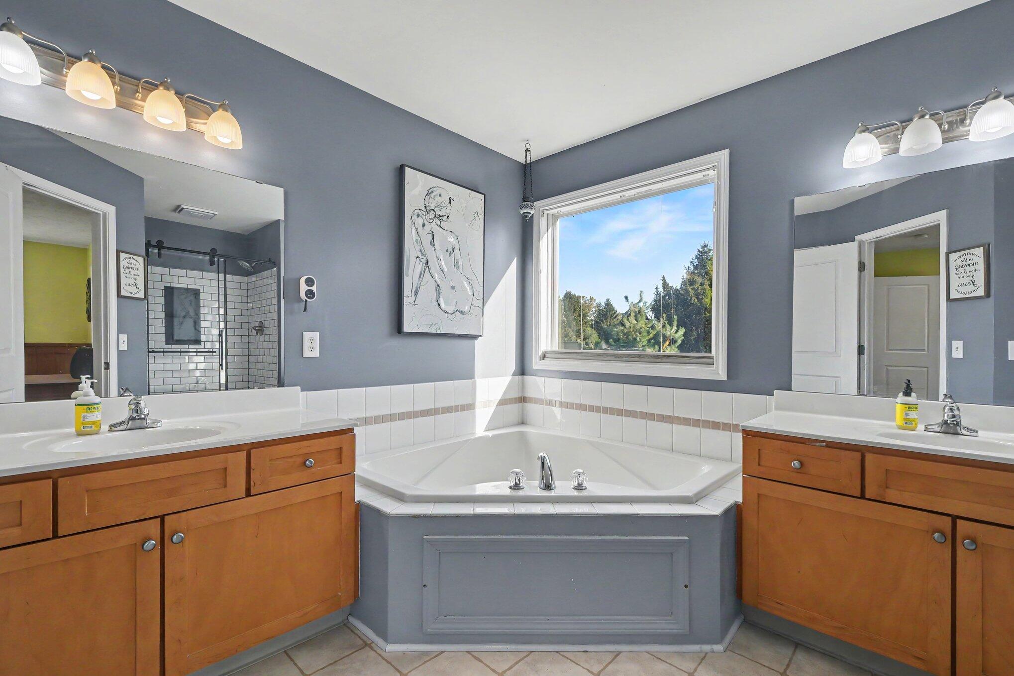 3583 Arbor Chase Court NE Grand Rapids MI 49525