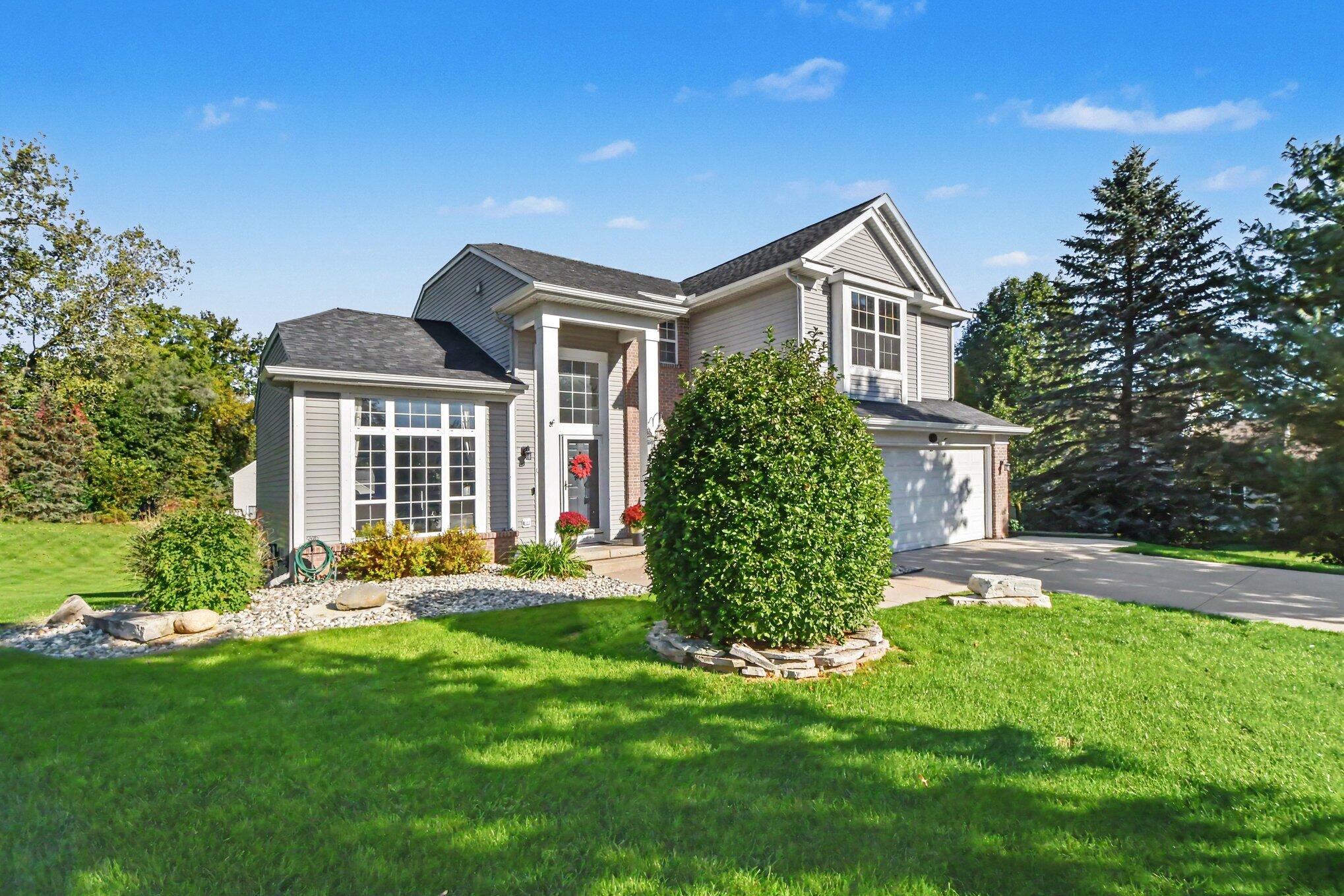3583 Arbor Chase Court NE Grand Rapids MI 49525