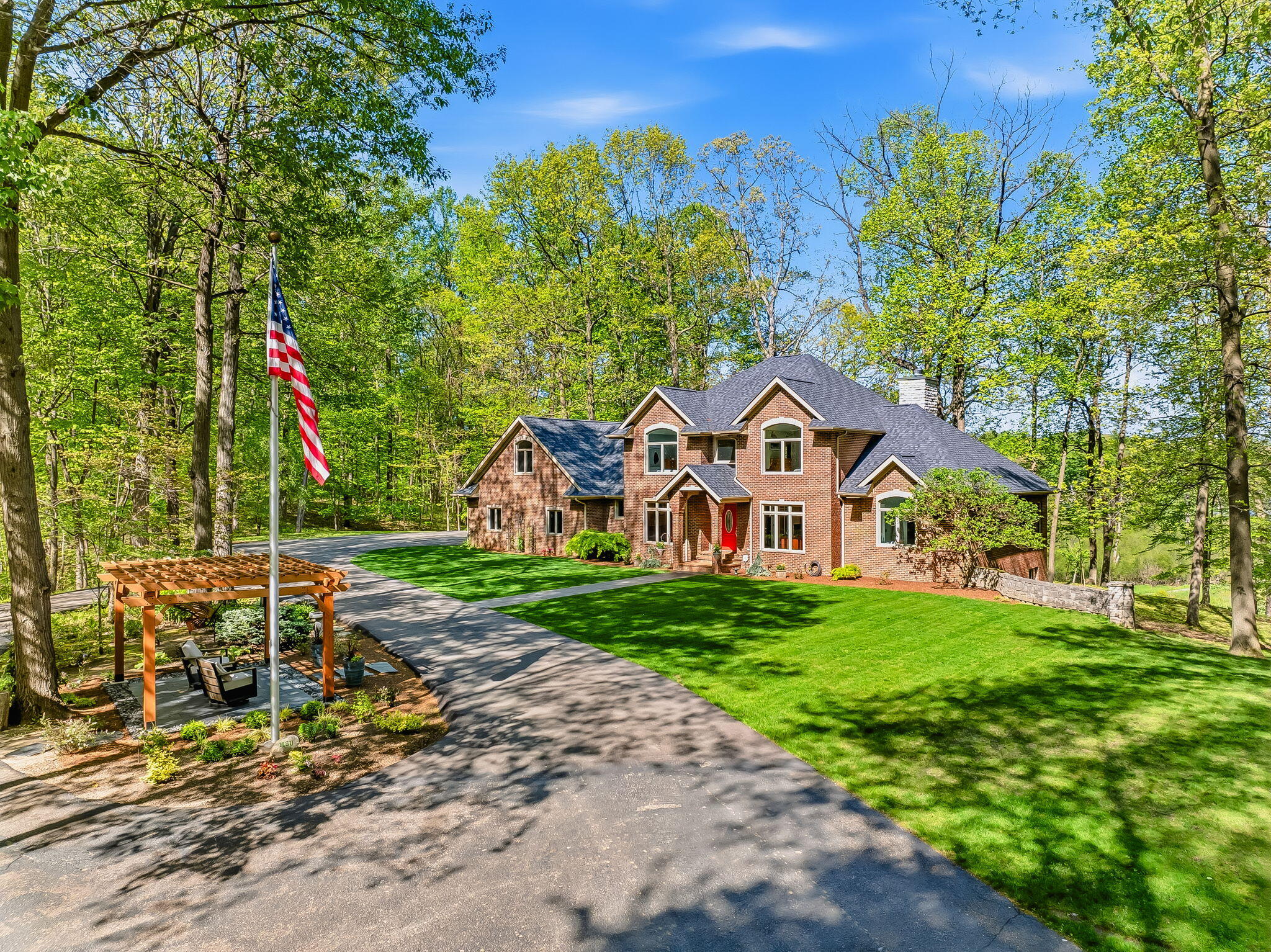 Buchanan MI, 2099 E Clear Lake Road
