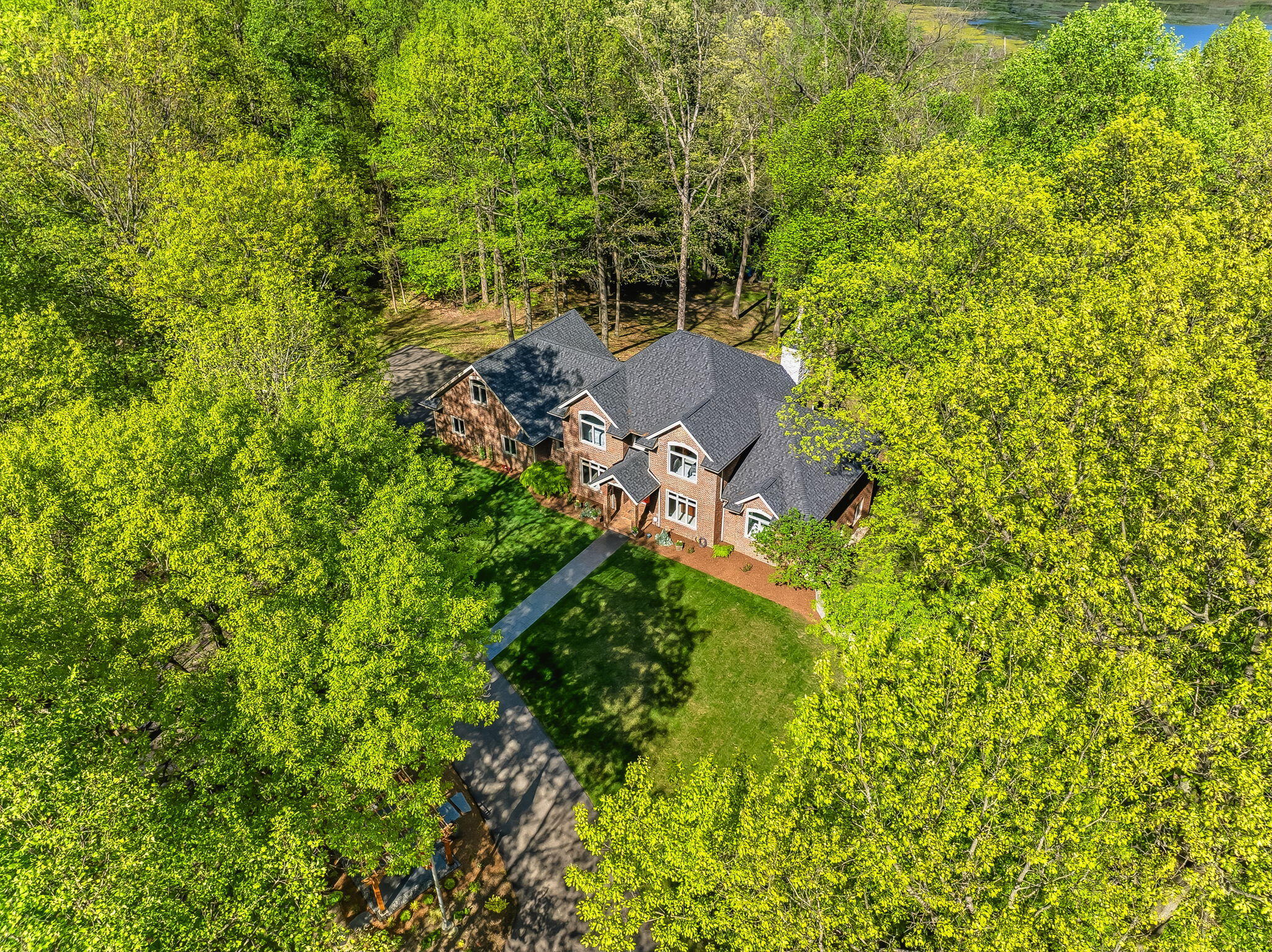 2099 E Clear Lake Road Buchanan MI 49107