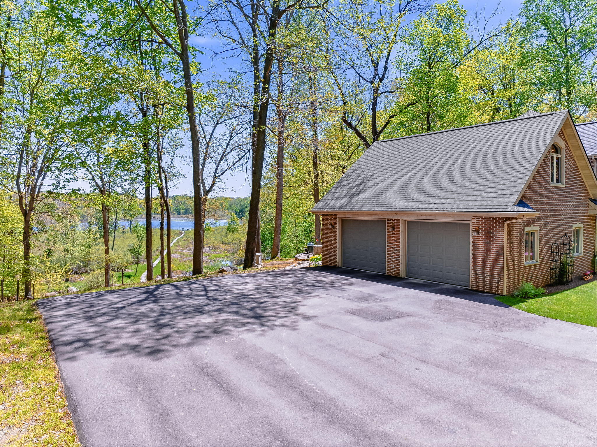 2099 E Clear Lake Road Buchanan MI 49107