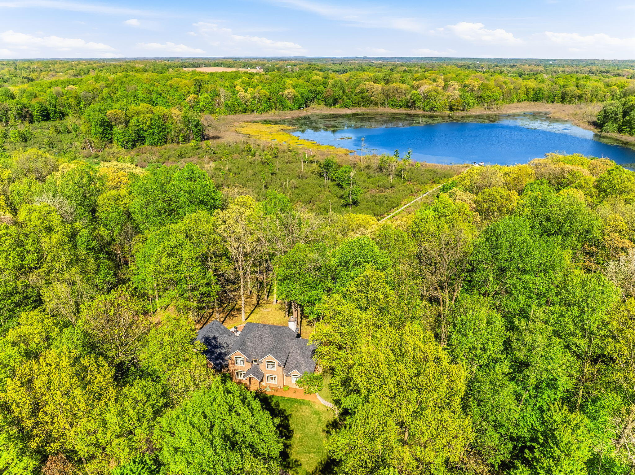 2099 E Clear Lake Road Buchanan MI 49107