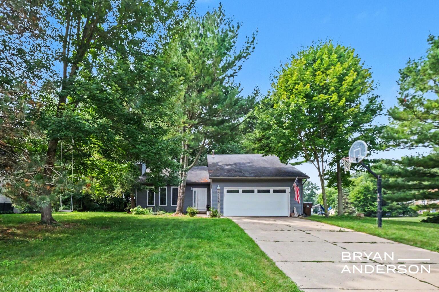 6158 Miramonte Drive NE Rockford MI 49341